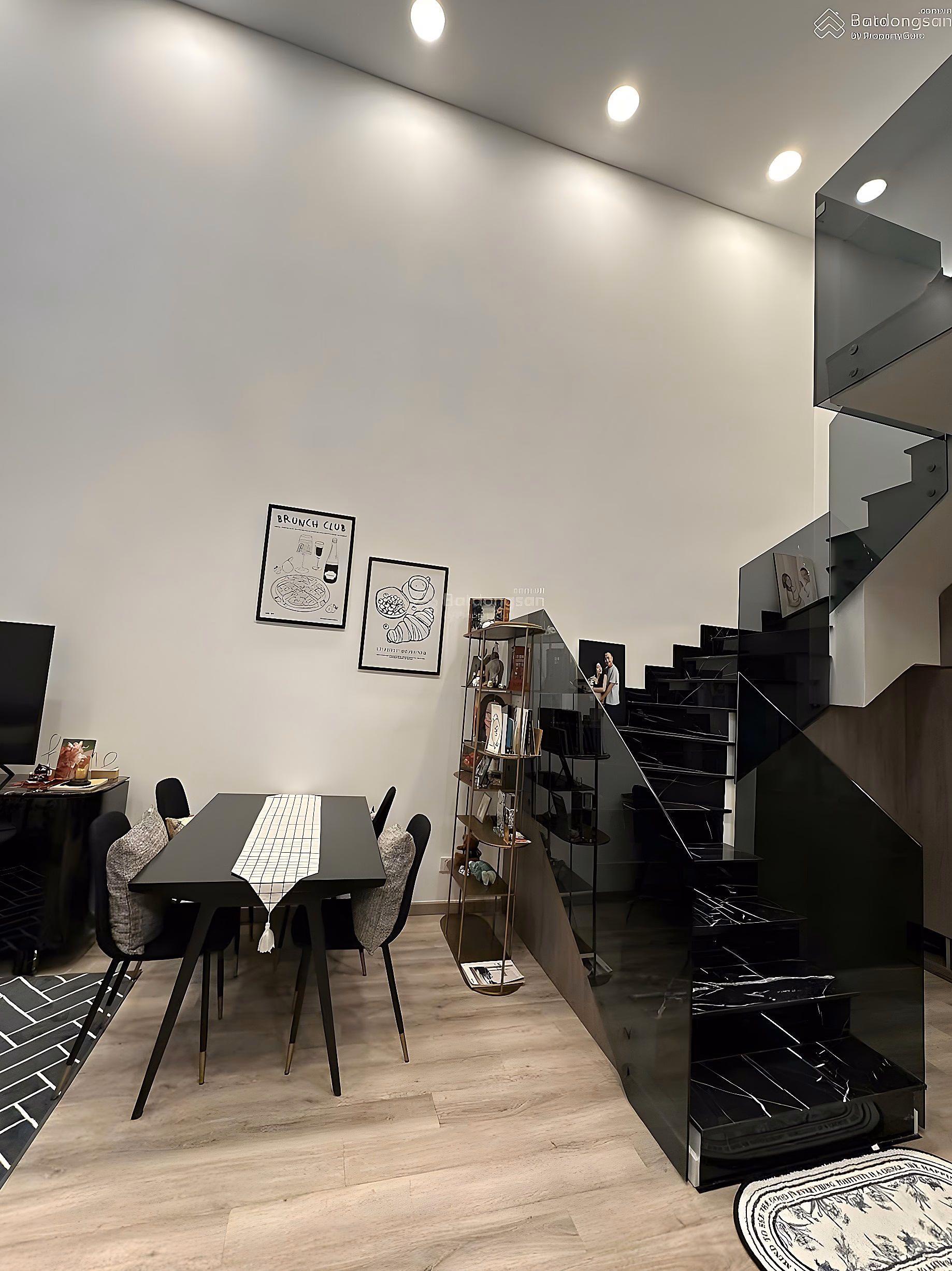 DUPLEX HIGH FLOOR 102m² 2 BRs BEAUTIFUL FURNITURE, MOVE IN NOW | 13 BILLION***