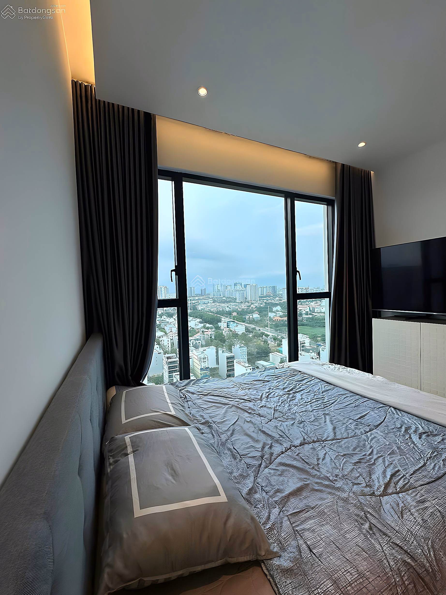 DUPLEX HIGH FLOOR 102m² 2 BRs BEAUTIFUL FURNITURE, MOVE IN NOW | 13 BILLION***