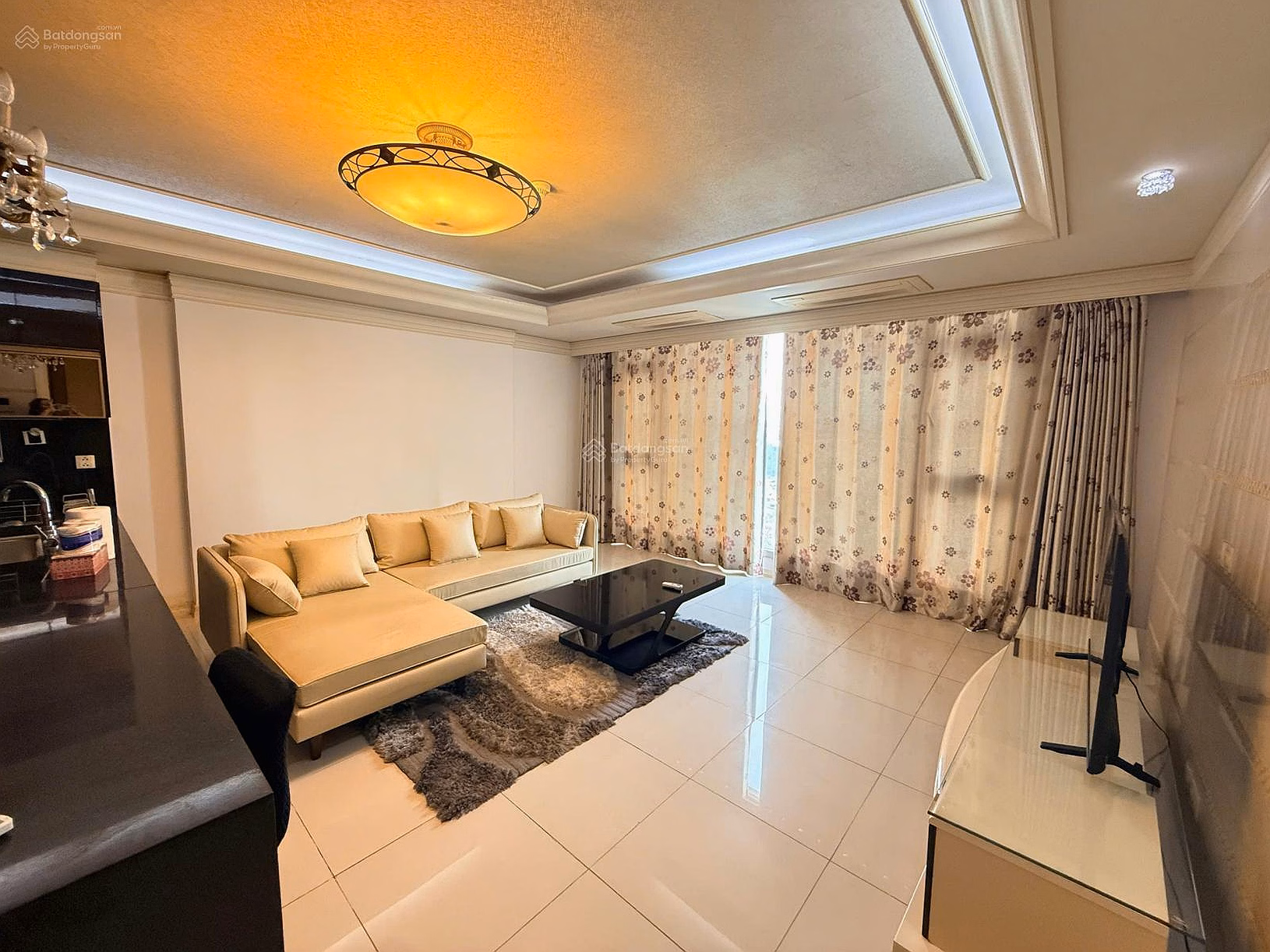 Owner for rent Cantavil Hoan Cau CH, area 120m2, 3 bedrooms, 2 bathrooms, price 26 million/month***
