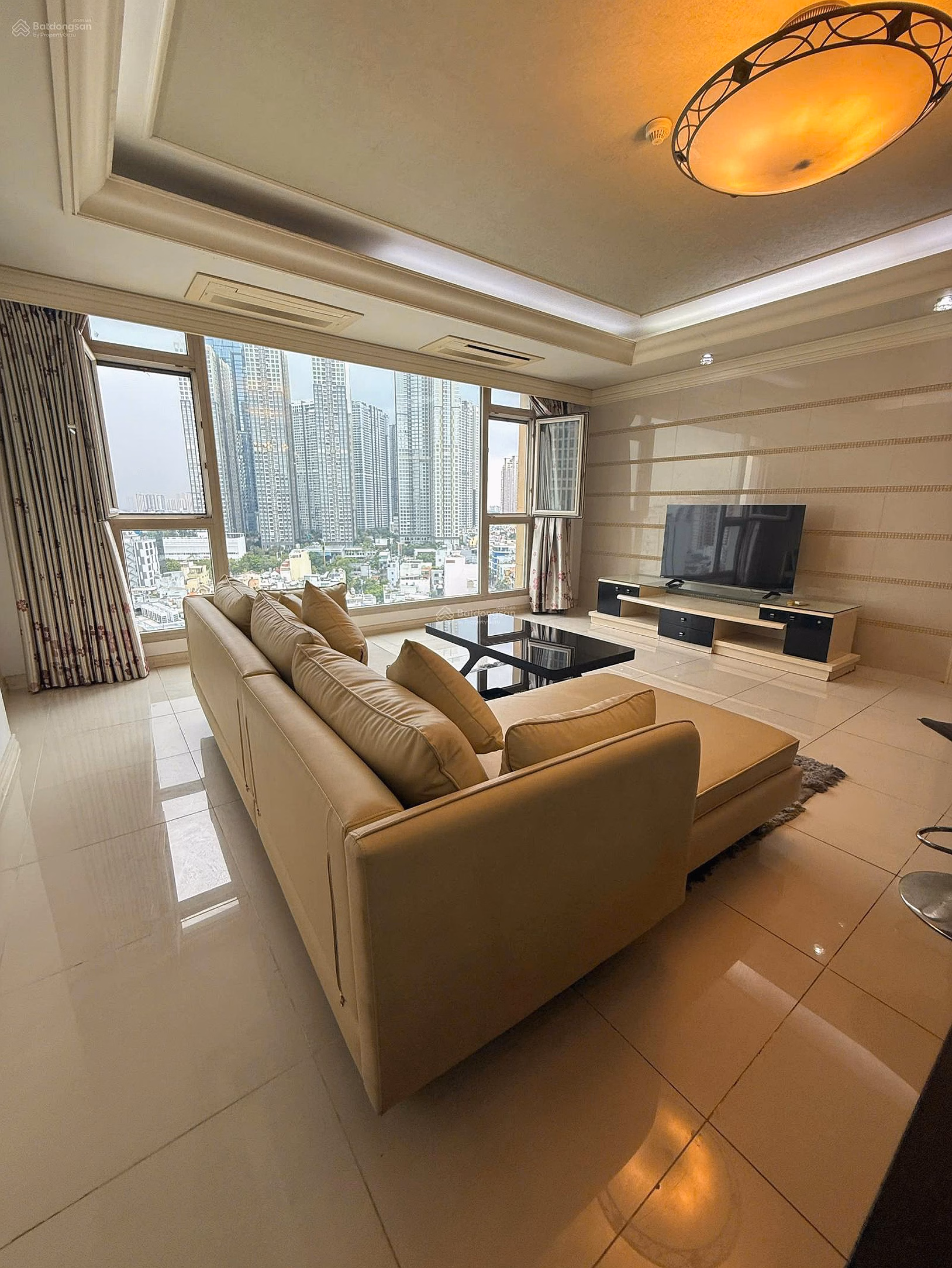 Owner for rent Cantavil Hoan Cau CH, area 120m2, 3 bedrooms, 2 bathrooms, price 26 million/month***