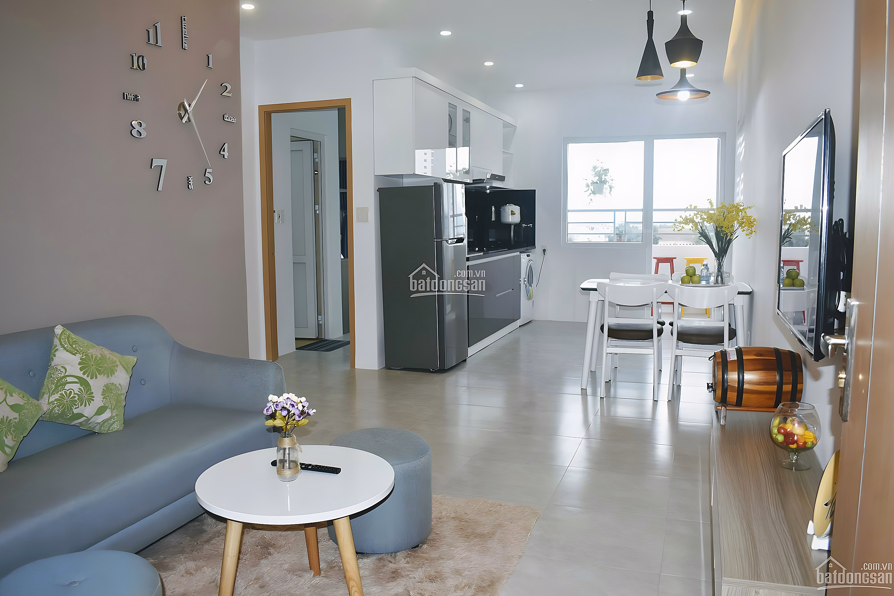 Cheap Nha Trang beachfront tourist apartment for rent from 8xx/day, 11 million/month