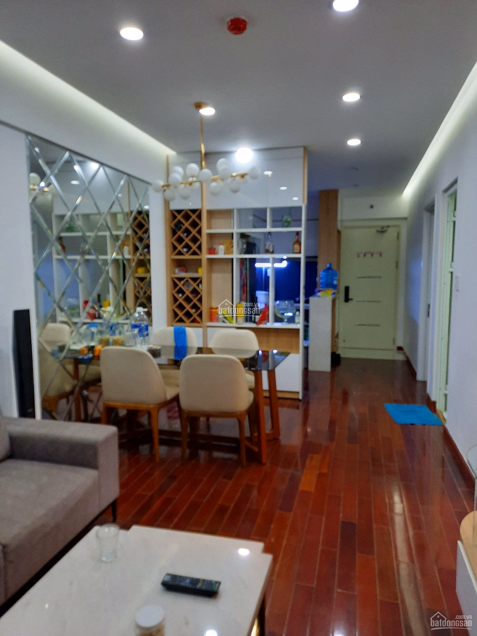 Hot! Transfer at soft price: 65m2, price 2.95 billion - including books
