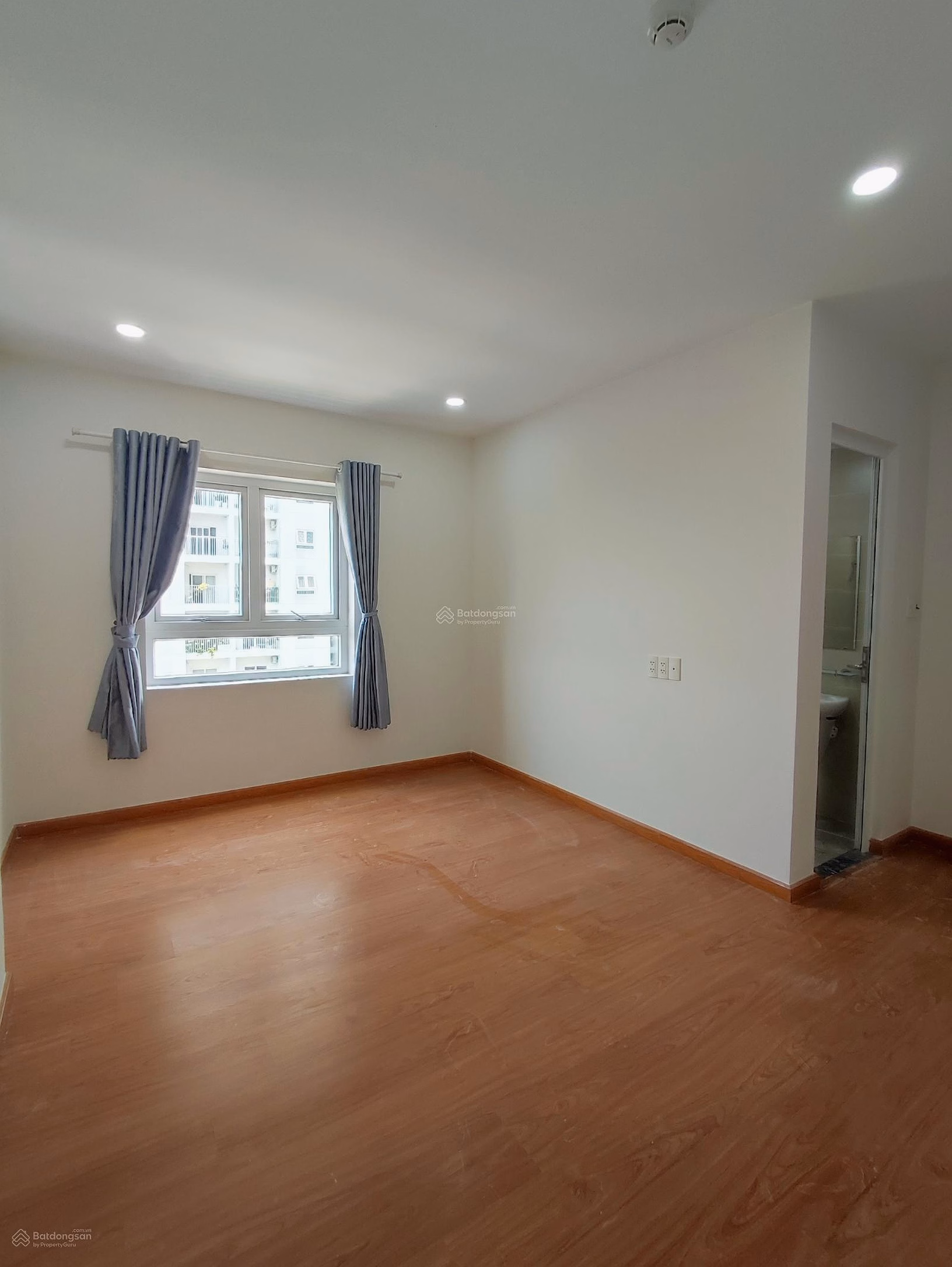 Urgent sale corner 2 view 72m2 price 3,050 billion all inclusive (negotiable) - Long term SHR - Maximum loan 1.5 billion