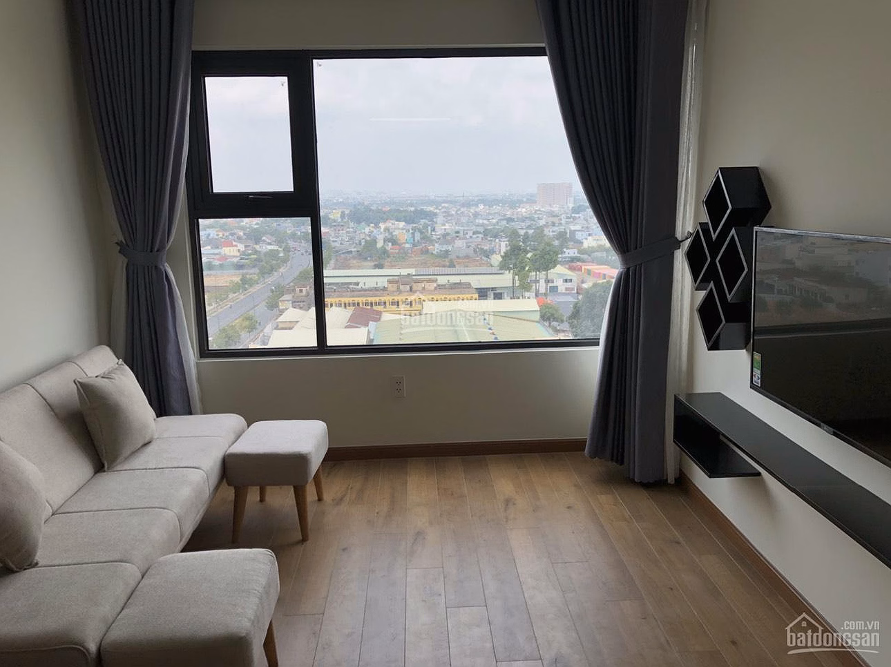 Specializing in exclusive transfer of Flora Novia - good price 3.15 billion/2 bedrooms, including book 0911 850 ***