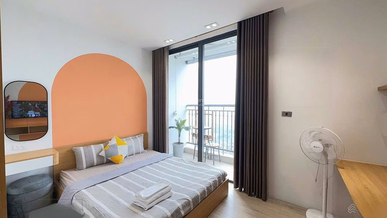 (Super offer) Vinhomes GreenBay apartment building for rent from studio to 1,2,3,4N, bargain price 0968 381 ***