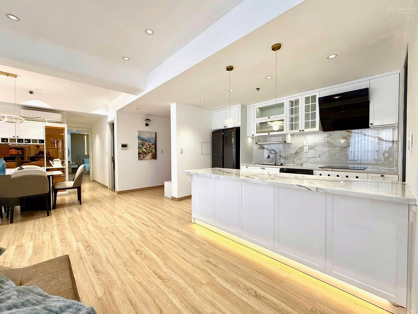 Specializing in transferring prestigious apartments at Masteri Thao Dien***