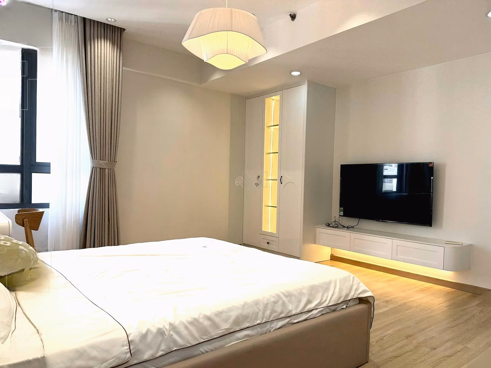 Specializing in transferring prestigious apartments at Masteri Thao Dien***