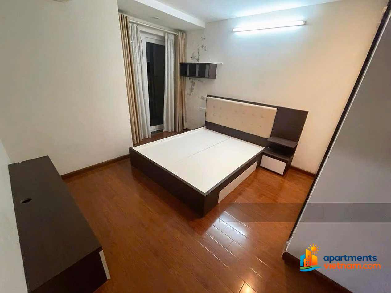 Hot! Biggest rental N04 Hoang Dao Thuy, 155m² 3 bedrooms, fully furnished, price only 24 million/month