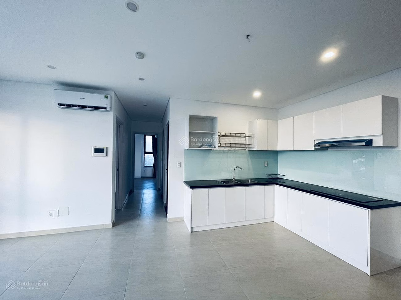 Thu Thiem Dragon 2-bedroom corner apartment for sale - Corner apartment A08, middle floor, direct view of Saigon River, LM81