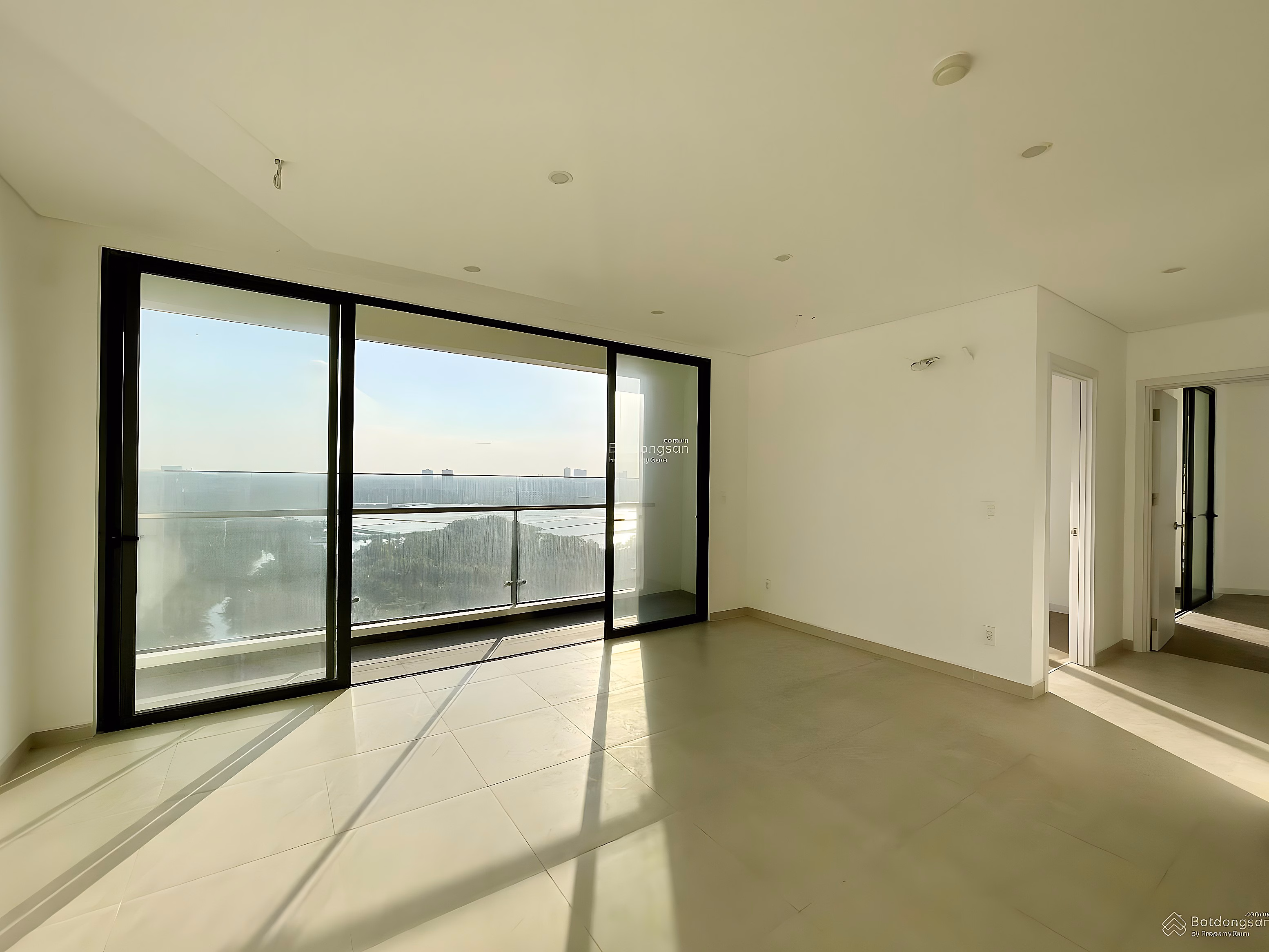 Selling 2-bedroom apartment, corner apartment B03, Thu Thiem Dragon apartment building - direct view of the park and swimming pool