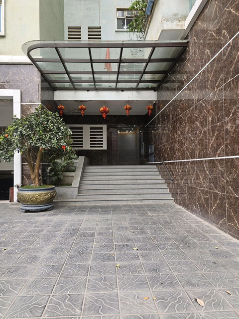 Apartment for rent 65 m2, building N3B, Trung Hoa Nhan Chinh area. Fully furnished for 9 million/month