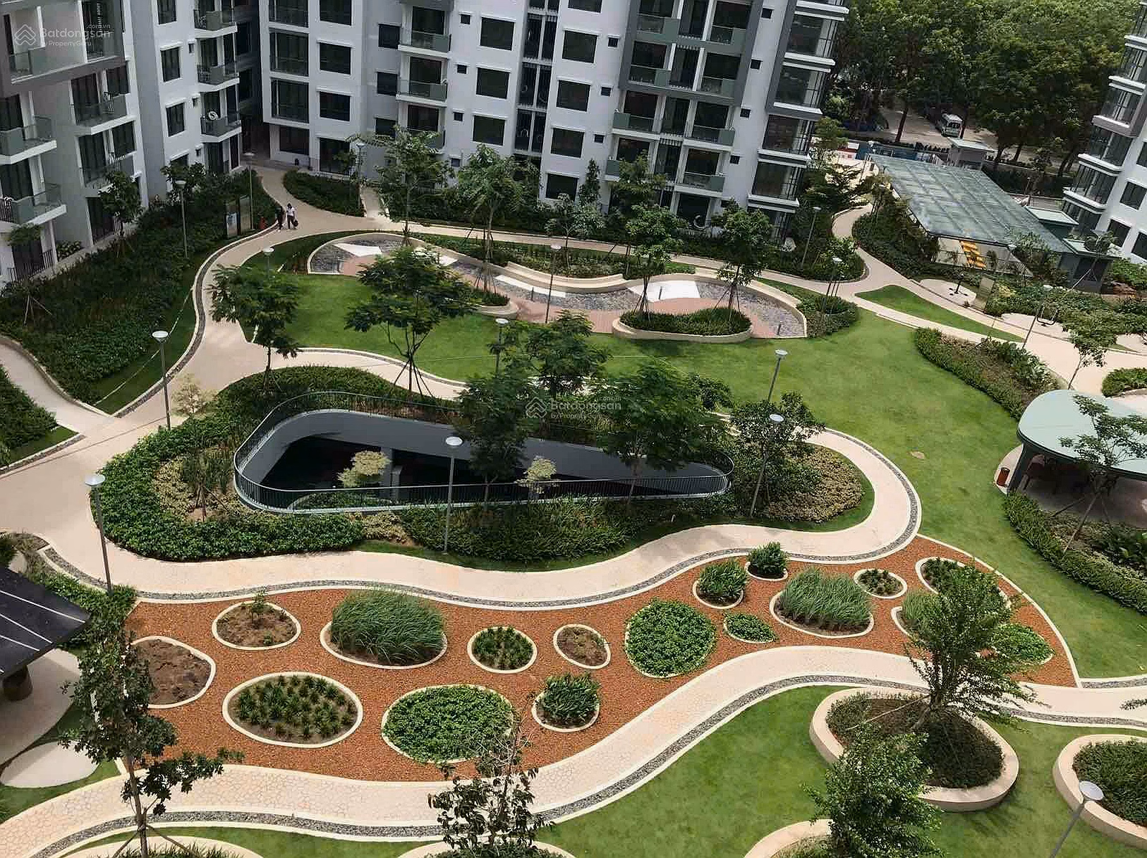 Emerald Tan Phu apartment for sale 71m2 (2 bedrooms - 2 bathrooms) priced at 5.38 billion including transfer to name Contact to view house 0935 838 ***