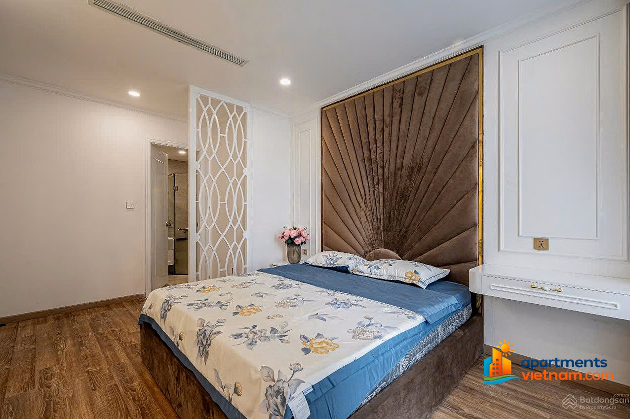 Specializing in renting Vinhomes Central Park apartments at good prices for short and long term, contact Rubyhomes SG immediately