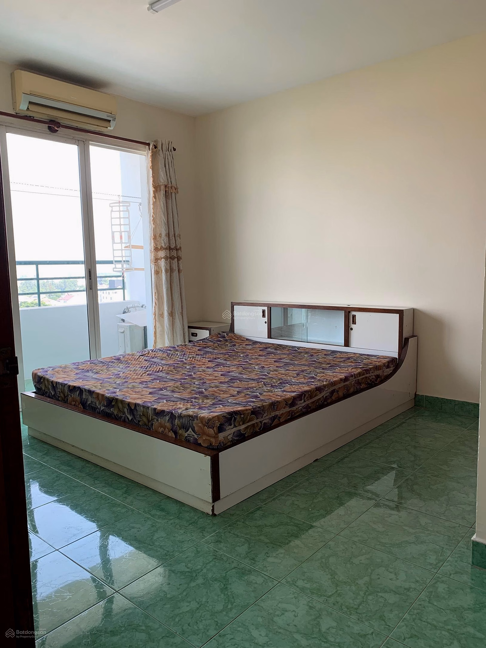 Conic Southeast Asia apartment for rent, 2 bedrooms, 2 bathrooms, basic furniture, price only 7 million/month