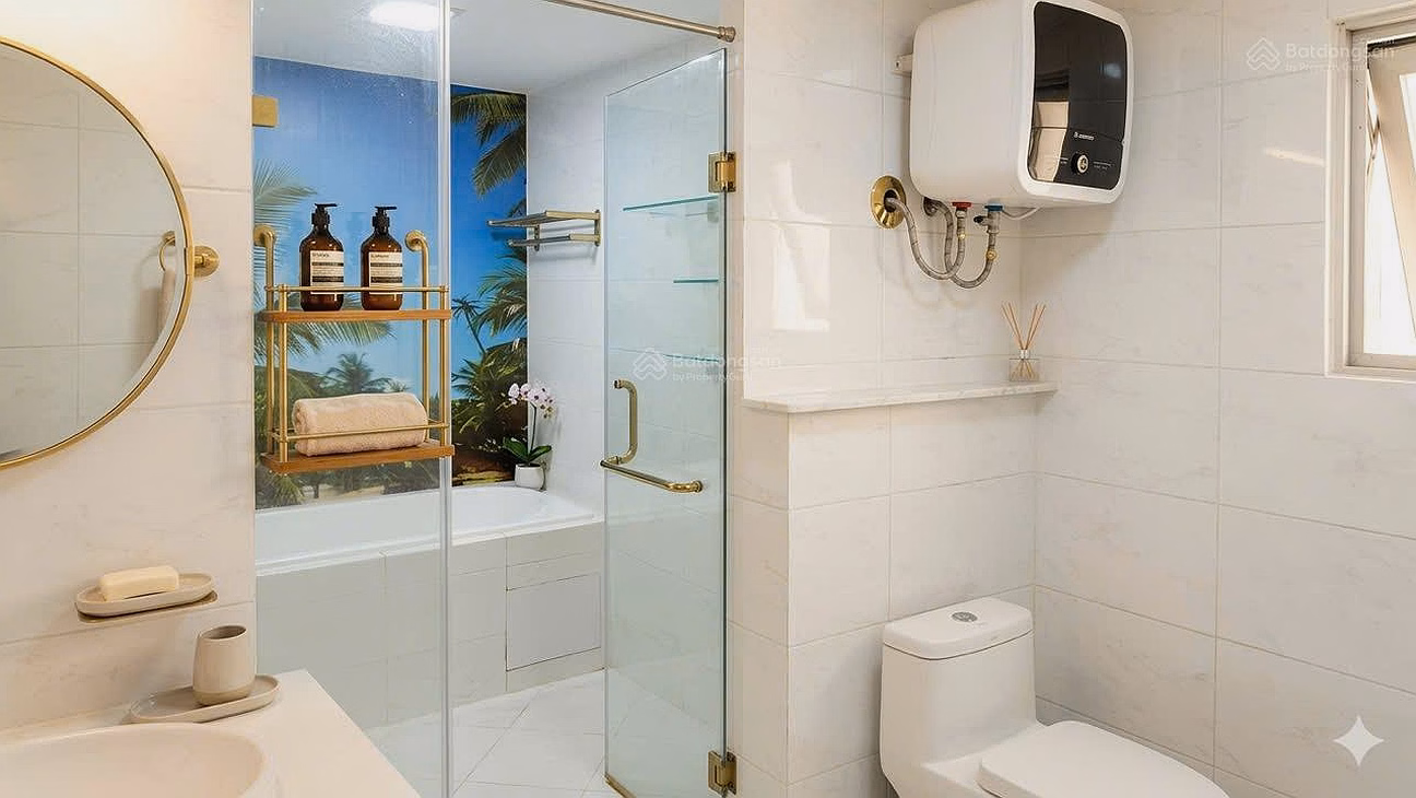 Selling CHCC Plaza 2, PMH, District 7. Area 142m2, 3 bedrooms. Price 19.5 billion. Contact Manh 0909 297 *** 0888 143 ***