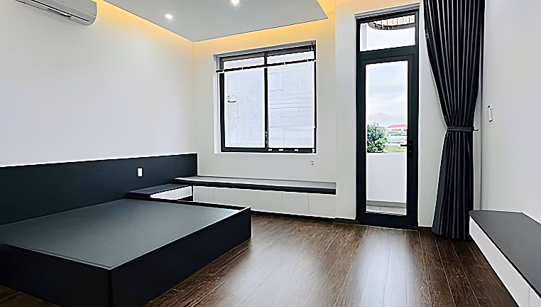 Villa for rent is located in the center of Hoi An ancient town, only 1km from the old town center