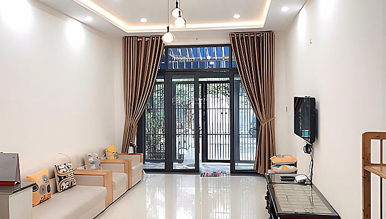 Villa for rent is located in the center of Hoi An ancient town, only 1km from the old town center