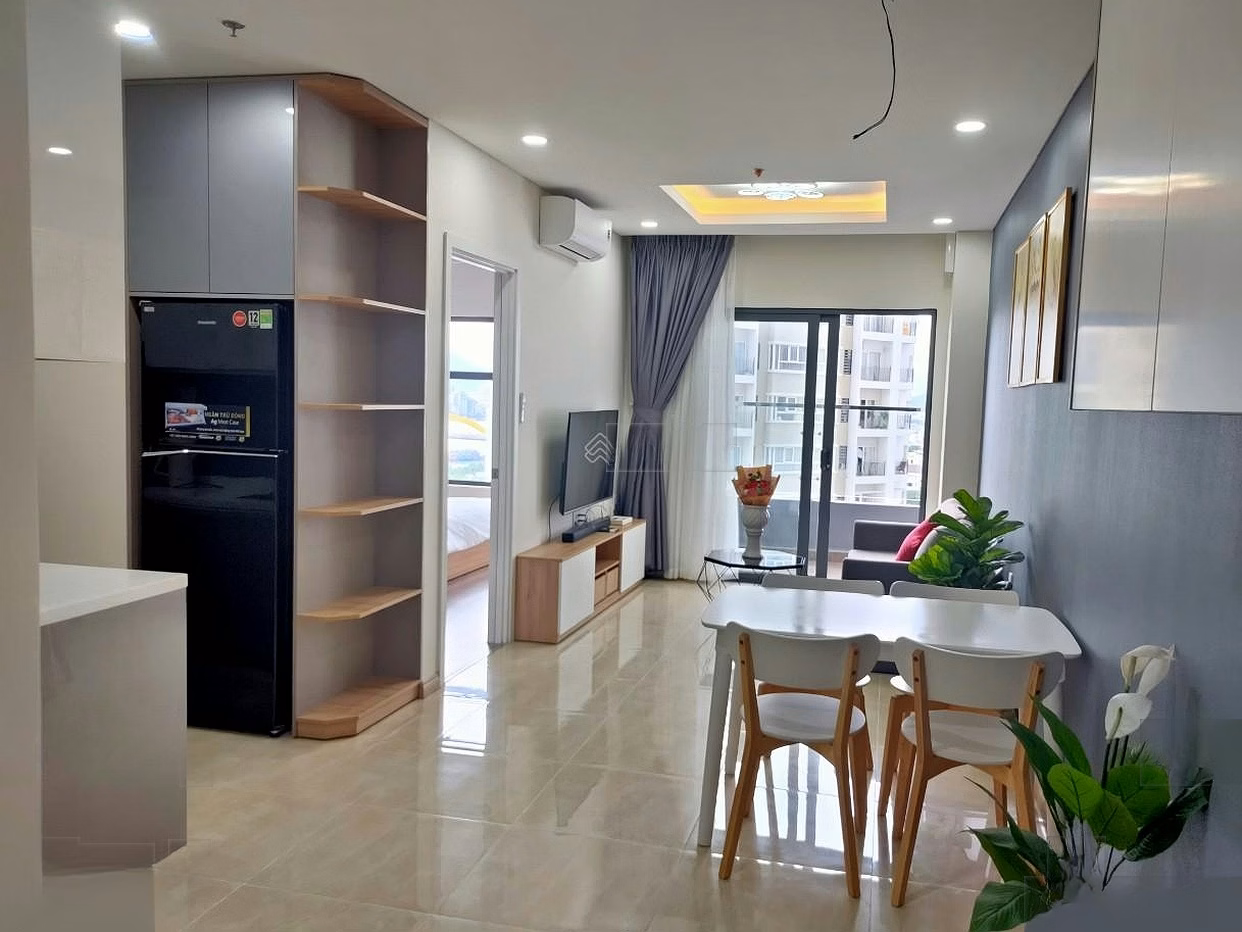 I am the owner and need to rent a Monarchy 2BR Block B high floor, beautiful new apartment, shocking price only 16 million/month