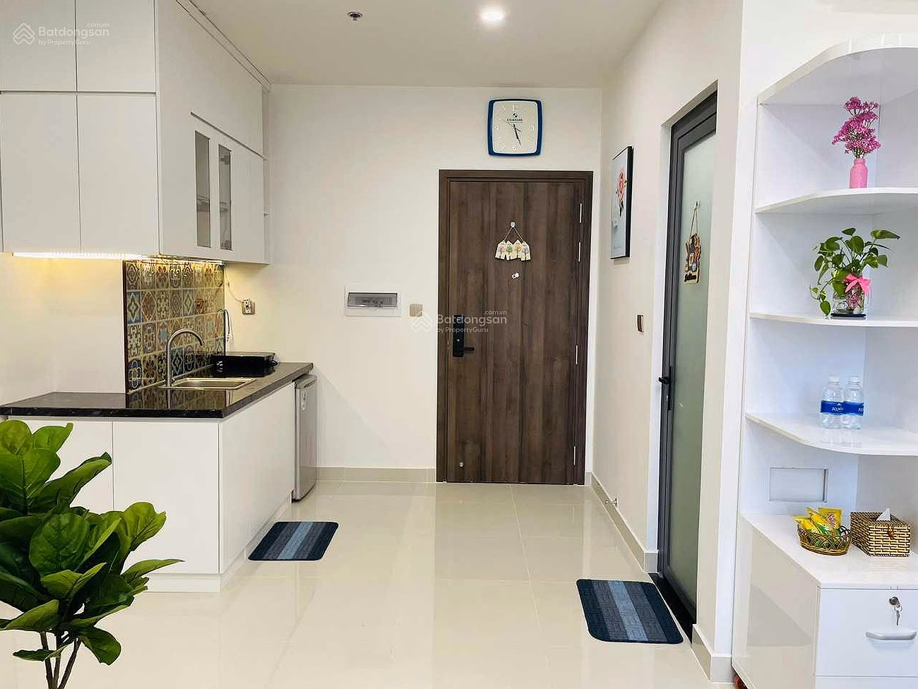 Q7 Boulevard - Office 35m2: 8.5 million full furniture (NTCB: 6.5 million/month)