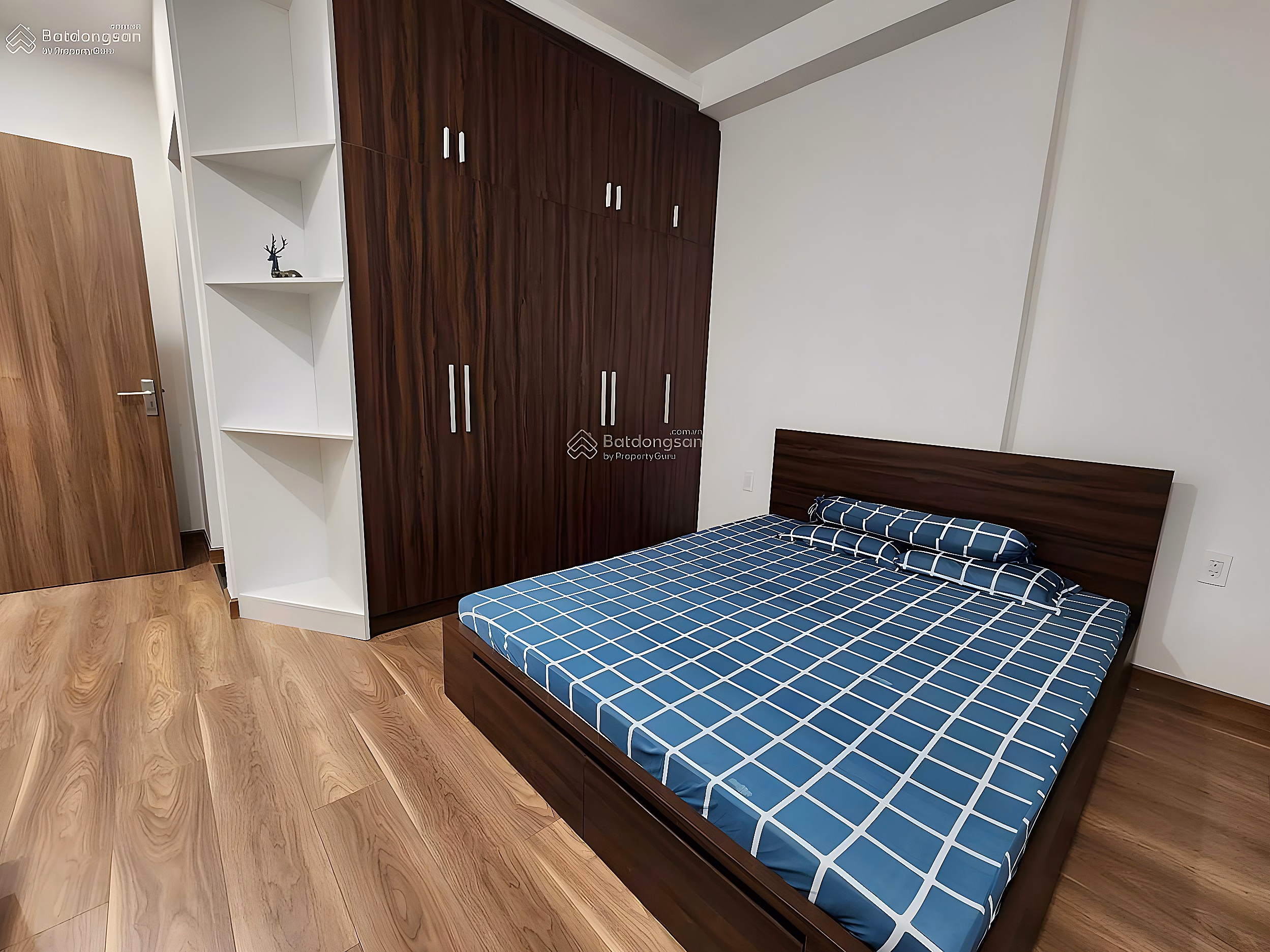 Summary Q7 Riverside design 2 bedrooms-2 bathrooms, air conditioner, curtain, price 9 million, full furniture 11 million, 0911 850 ***