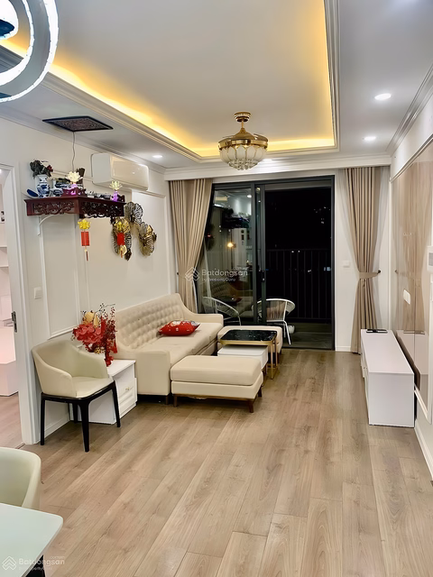The management board sent me to urgently rent a 2-bedroom, 3-bedroom apartment in the Imperia Sky Garden project