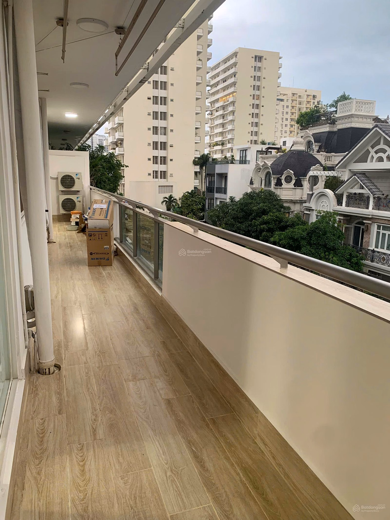 Need to sell urgently Grand View Phu My Hung apartment District 7, area 147m2, price 14.5 billion***