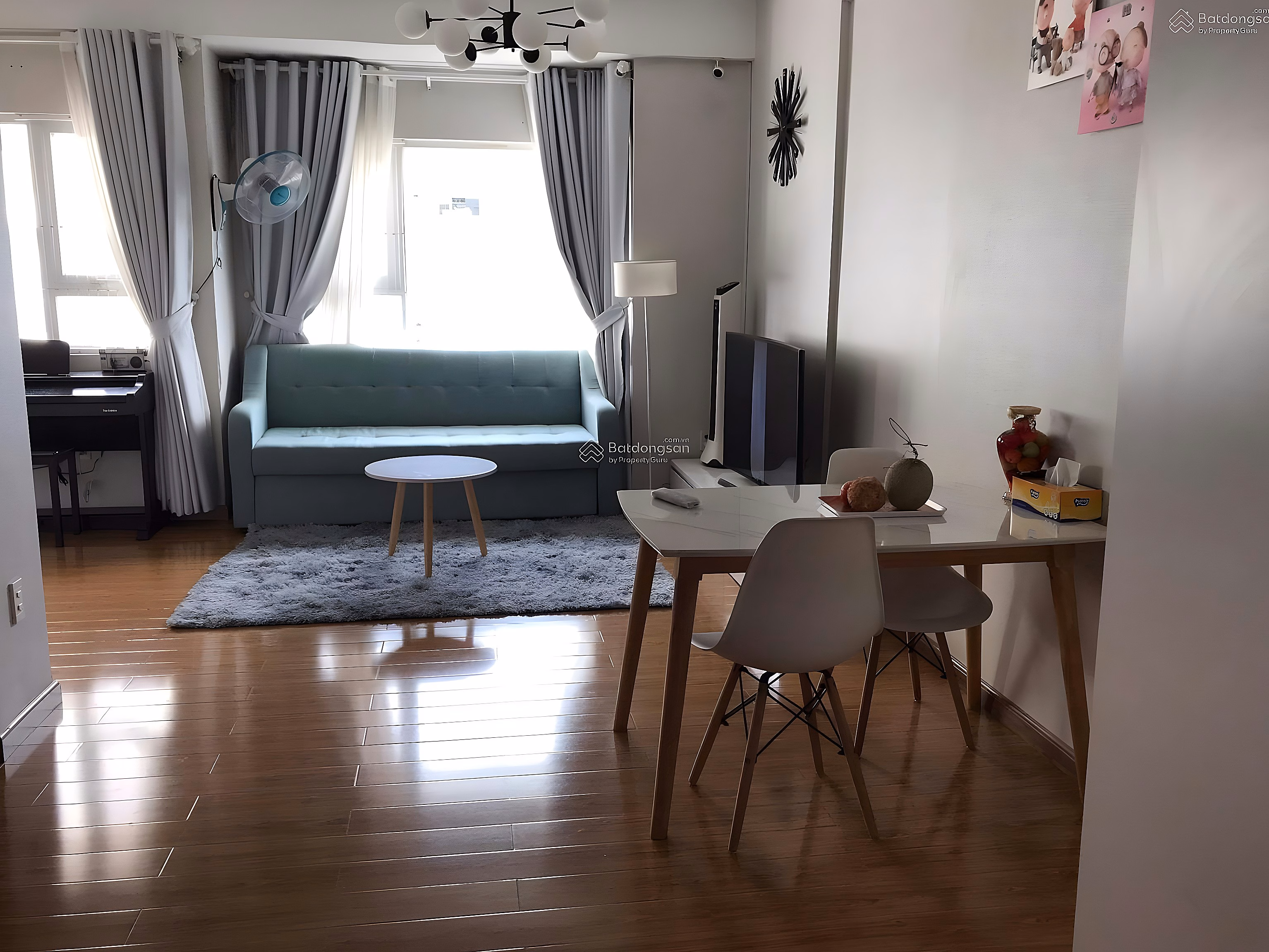 Flora Anh Dao apartment for sale, full of beautiful furniture, view of Landmark 81, Bitexco