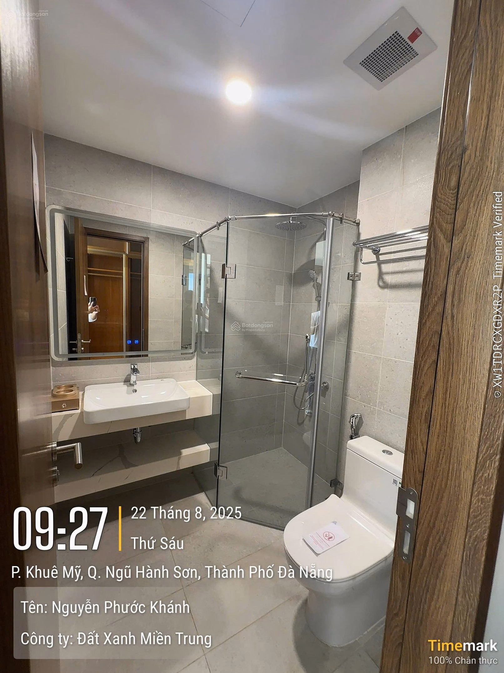 Quick sale luxury apartment 2 bedrooms, 82.6m2, 12th floor, view of My Khe beach, Son Tra mountain, city, Han river