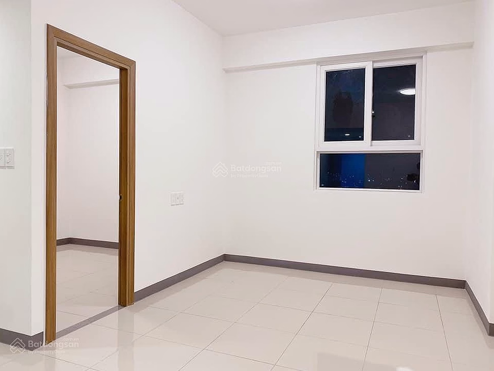 Stuck in capital, need to sell social house 2.1 billion 2 bedrooms, 1 bathroom, 56m2, owner - 0963 129 ***