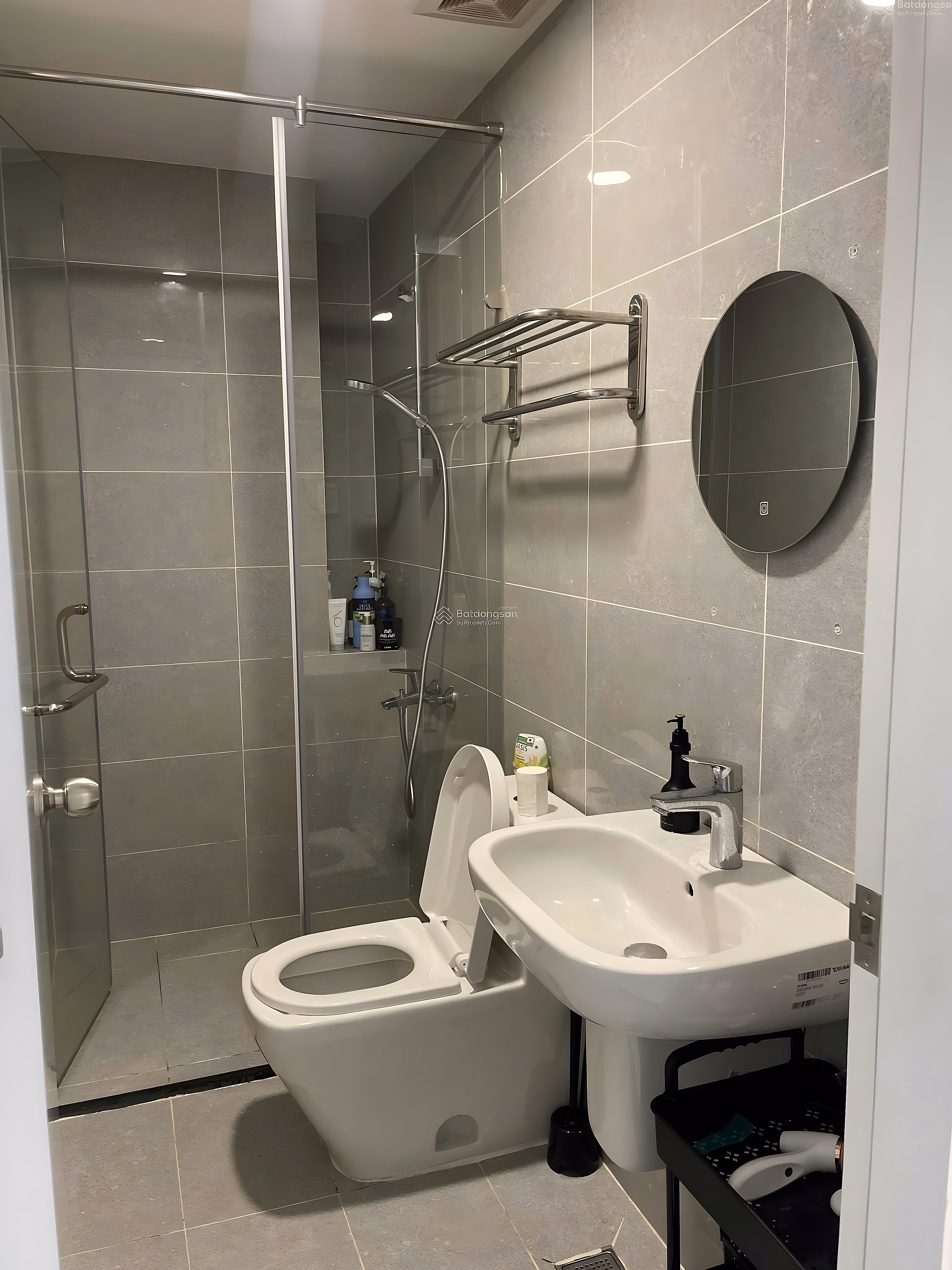 Terra Royal apartment for rent on Ly Chinh Thang, 58m2, 2 bedrooms, 1 full bathroom, price 20 million/month***