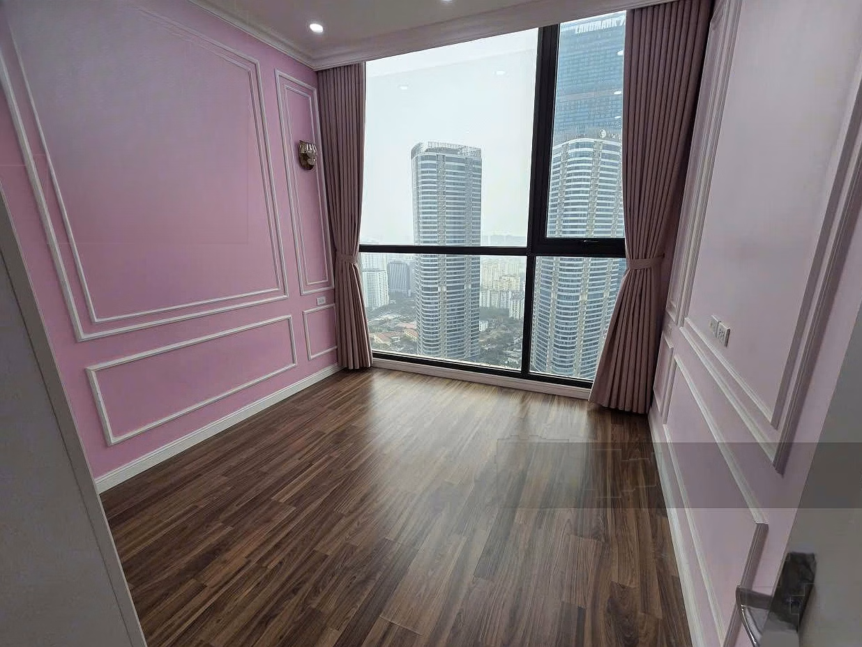 S2 Vinhomes Skylake penthouse for rent 140m2, 3 bedrooms, ready to move in