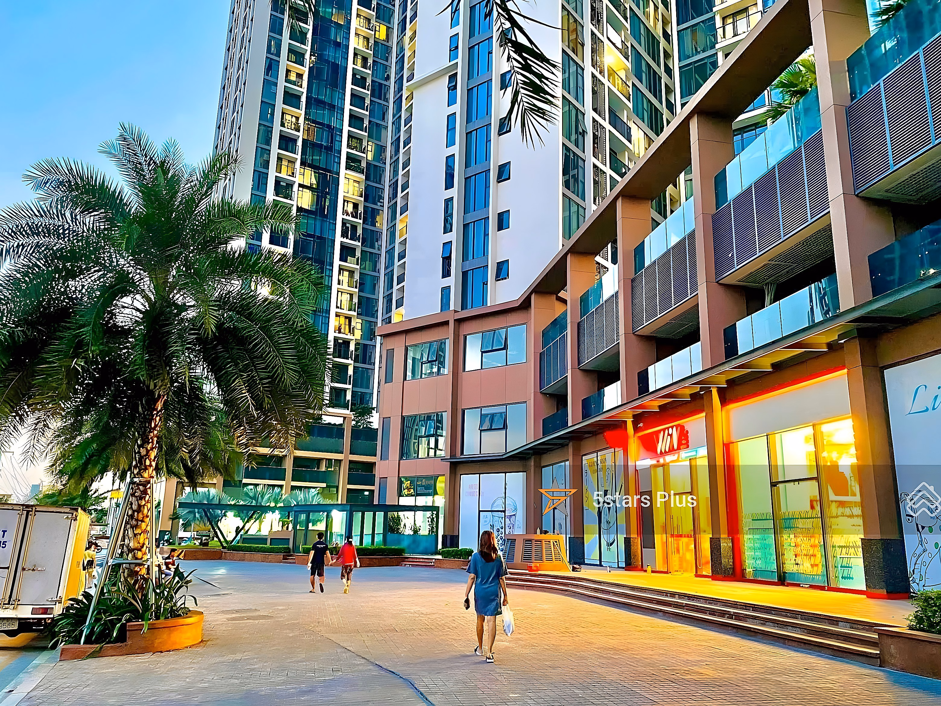Hunt for good prices Eco Green Saigon District 7 2 bedrooms 65m2 5,860 billion, 3 bedrooms 80m2 7.2 billion Contact PKD 0899 121 ***