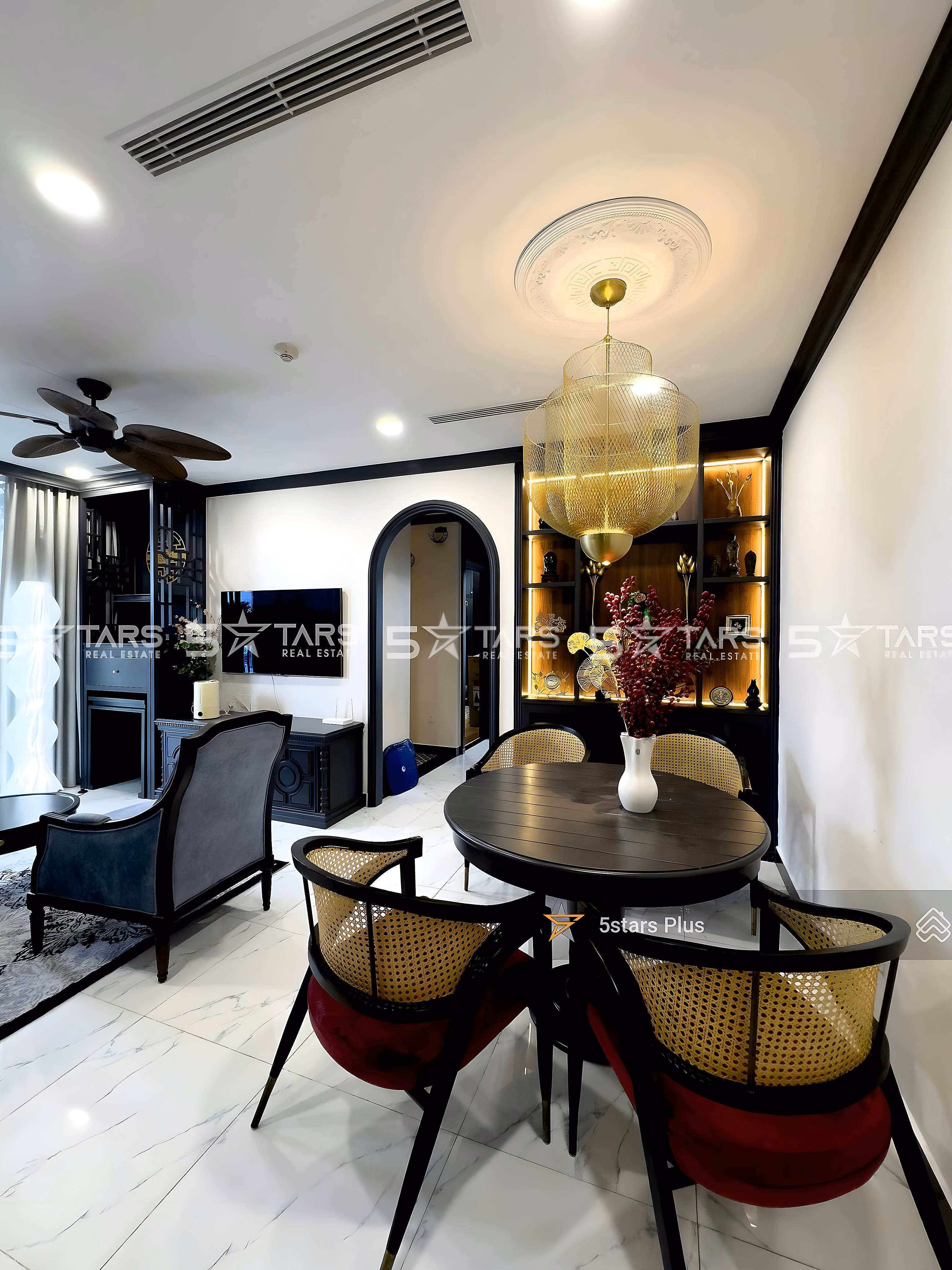 Hunt for good prices Eco Green Saigon District 7 2 bedrooms 65m2 5,860 billion, 3 bedrooms 80m2 7.2 billion Contact PKD 0899 121 ***