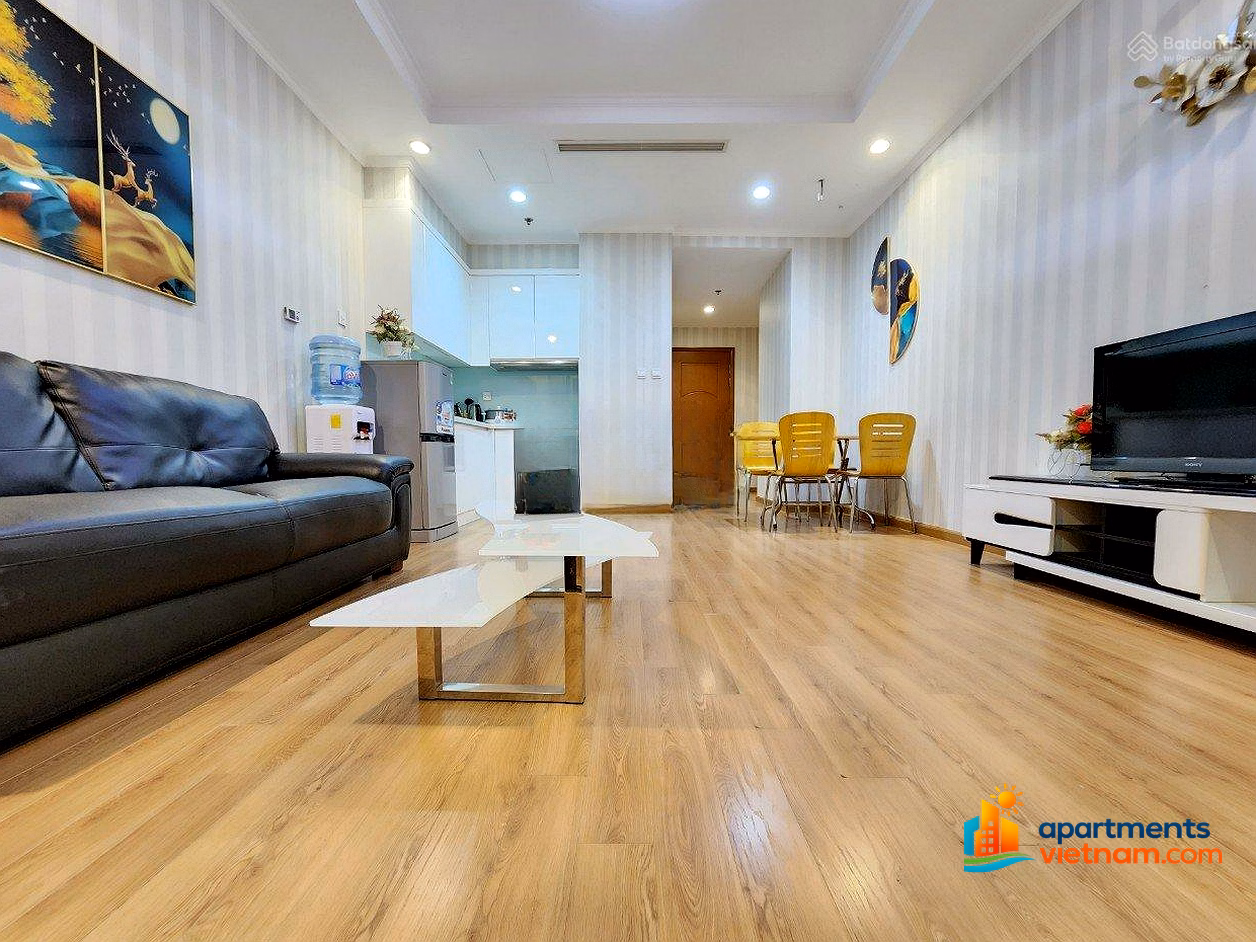 The owner urgently rents an apartment at Royal City, building R6, 55m2, 1 bedroom, price: 14 million/month***