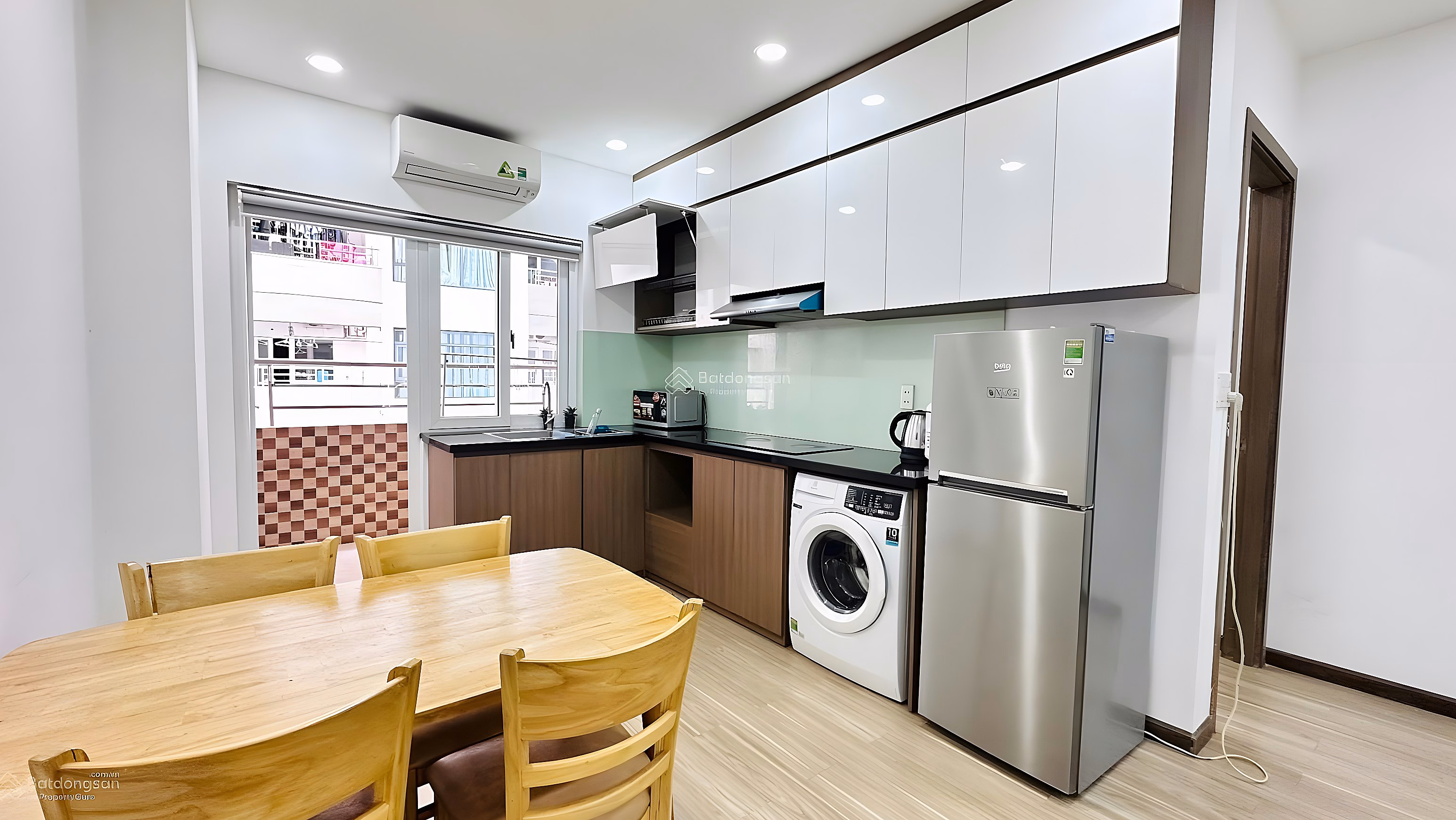 (Hot) 2 bedroom apartment for rent in Muong Thanh Vien Trieu. Price only from 9-15 million/Month, from 700k/day
