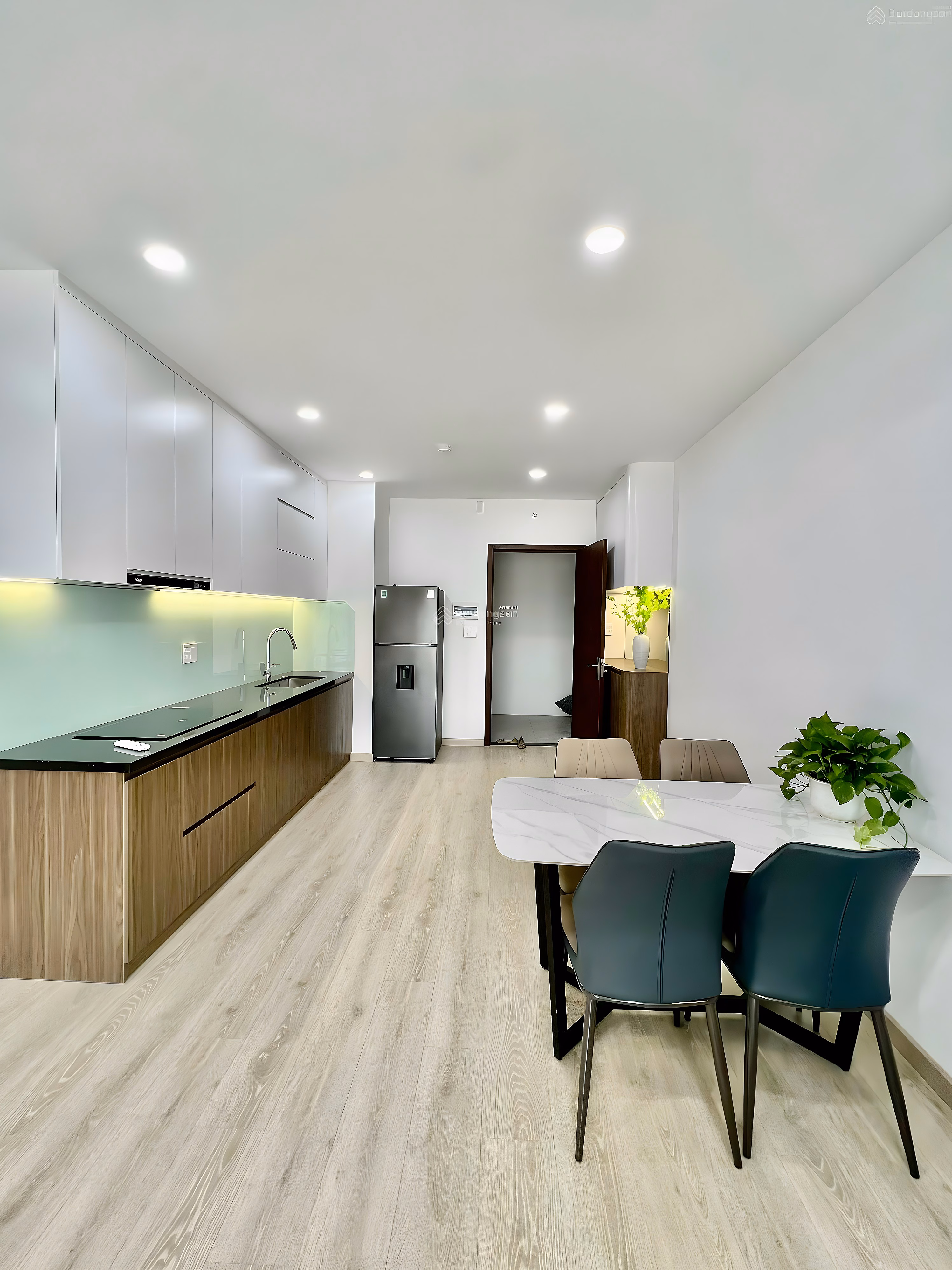 (Hot) 2 bedroom apartment for rent in Muong Thanh Vien Trieu. Price only from 9-15 million/Month, from 700k/day