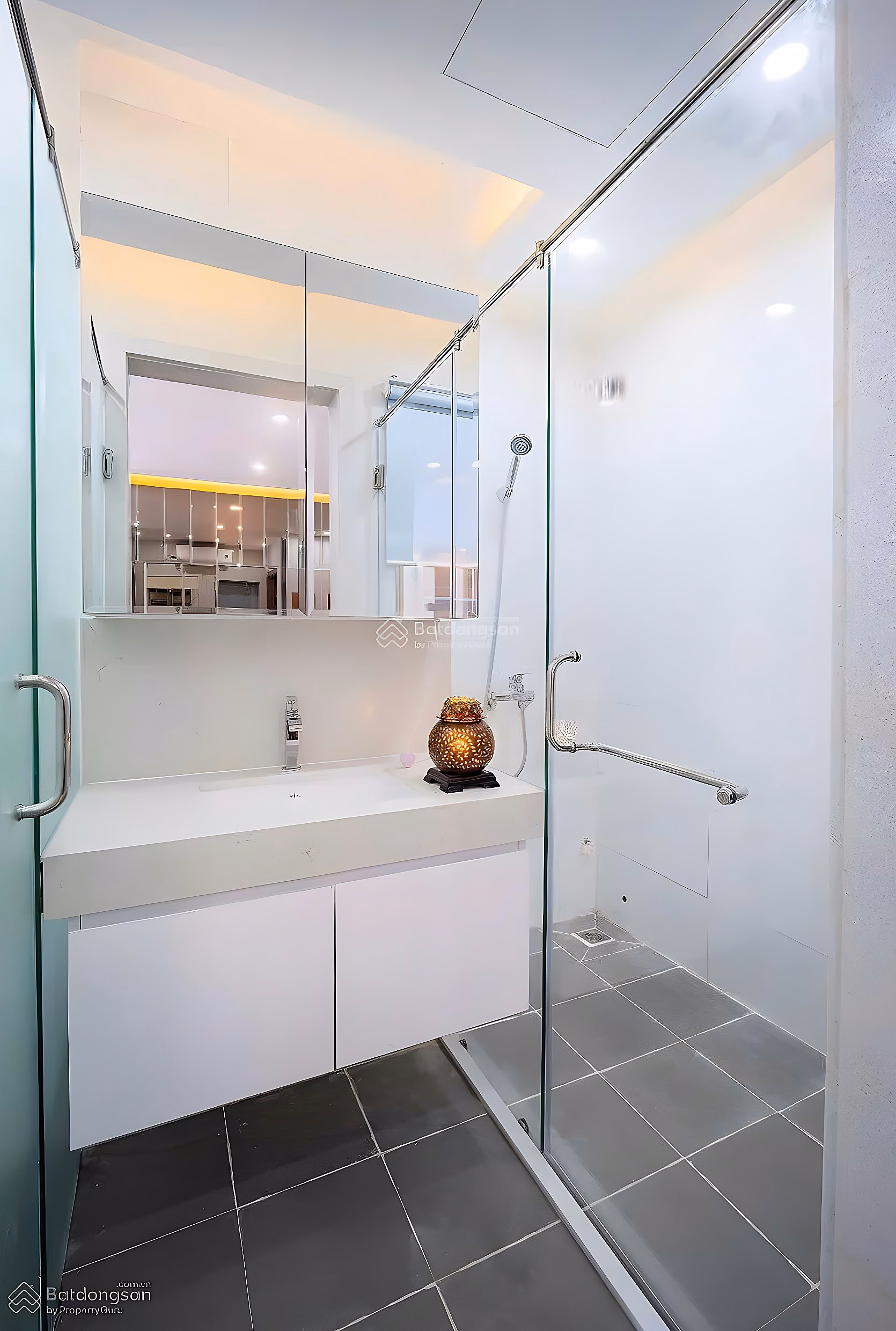 (Hot) 2 bedroom apartment for rent in Muong Thanh Vien Trieu. Price only from 9-15 million/Month, from 700k/day