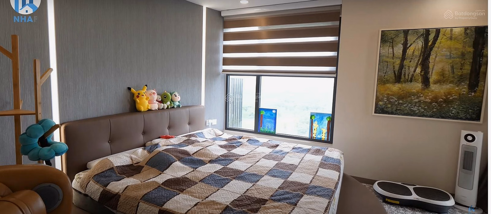 Homeowner trusts to sell apartment 198m2 4 bedrooms 3 bathrooms Dolphin Plaza My Dinh including the fee to make a fireworks view book