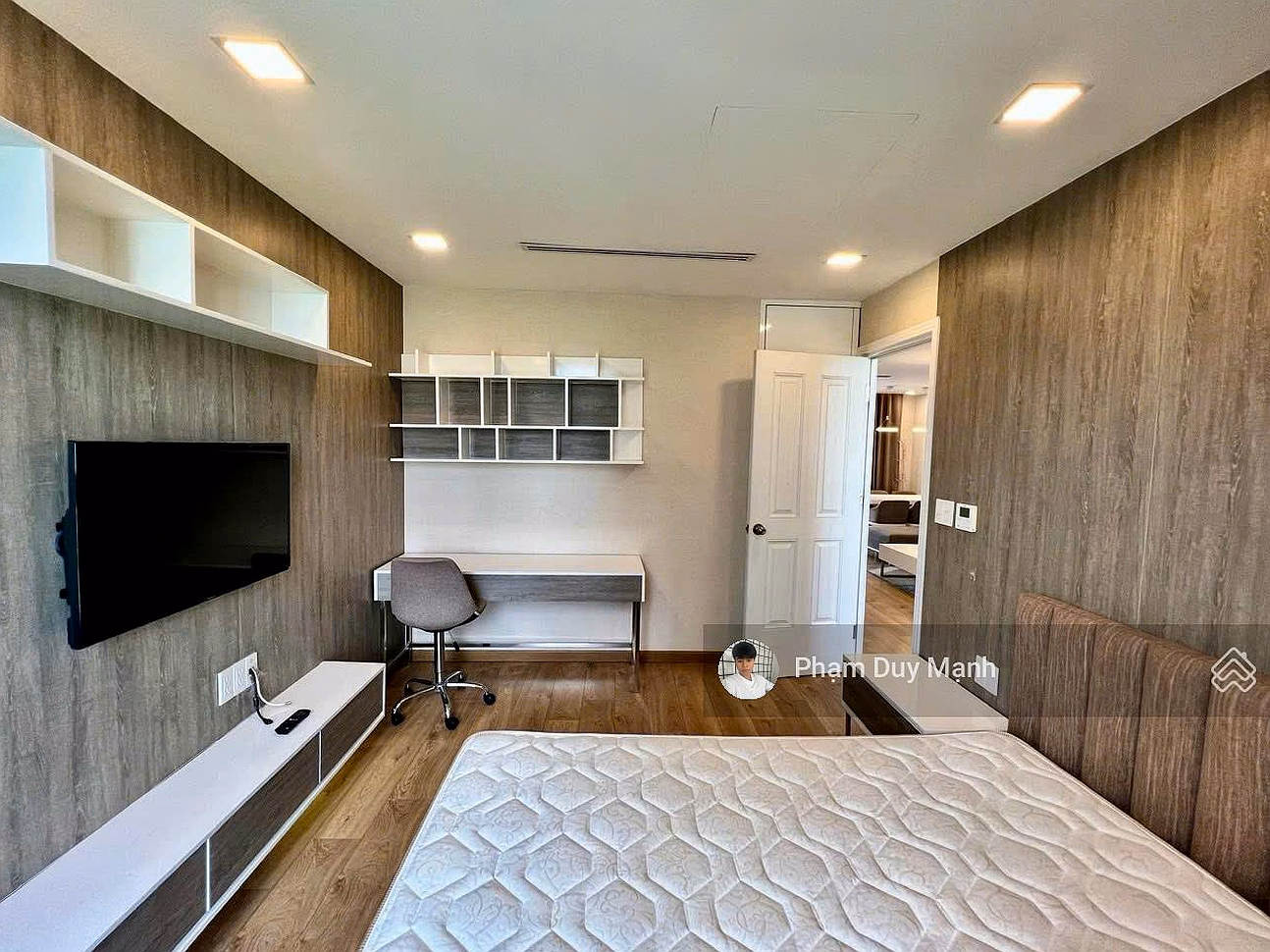 Selling Duplex Star Hill Phu My Hung, best price, beautiful house, with car, only 12.5 billion, contact me Manh