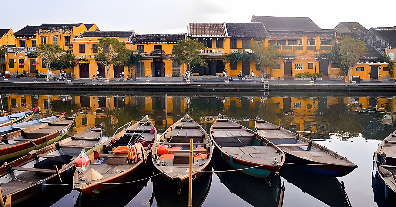 Beautiful villa for rent, only 1 minute from An Bang beach, from the center of Hoi An ancient town***
