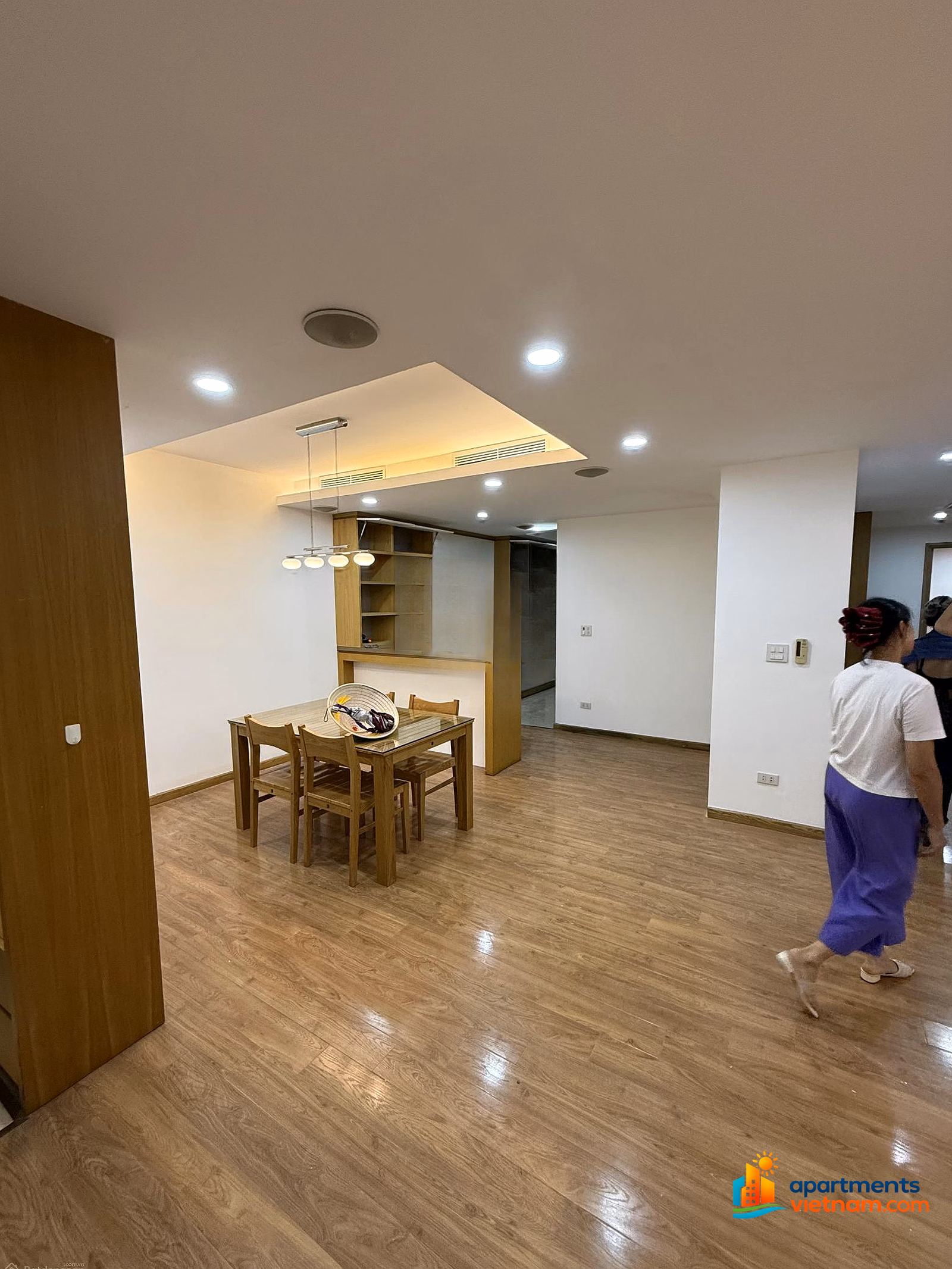 Mandarin apartment for rent, 3 bedrooms, fully furnished, 172m2, price 26 million/month***