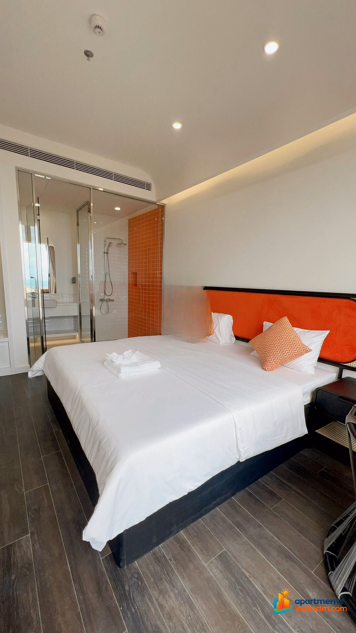 2 bedroom corner apartment for sale in Hillside Phu Quoc, 79m2 deep hole, cheapest price in Hillside, quick sale within the week