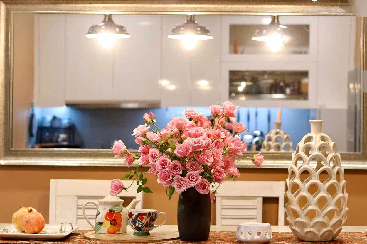 Apartment fund for urgent sale Vinhomes Metropolis 1 Bedroom, 2 Bedrooms, 3 Bedrooms, 4 Bedrooms, good price, house viewing 24/7***