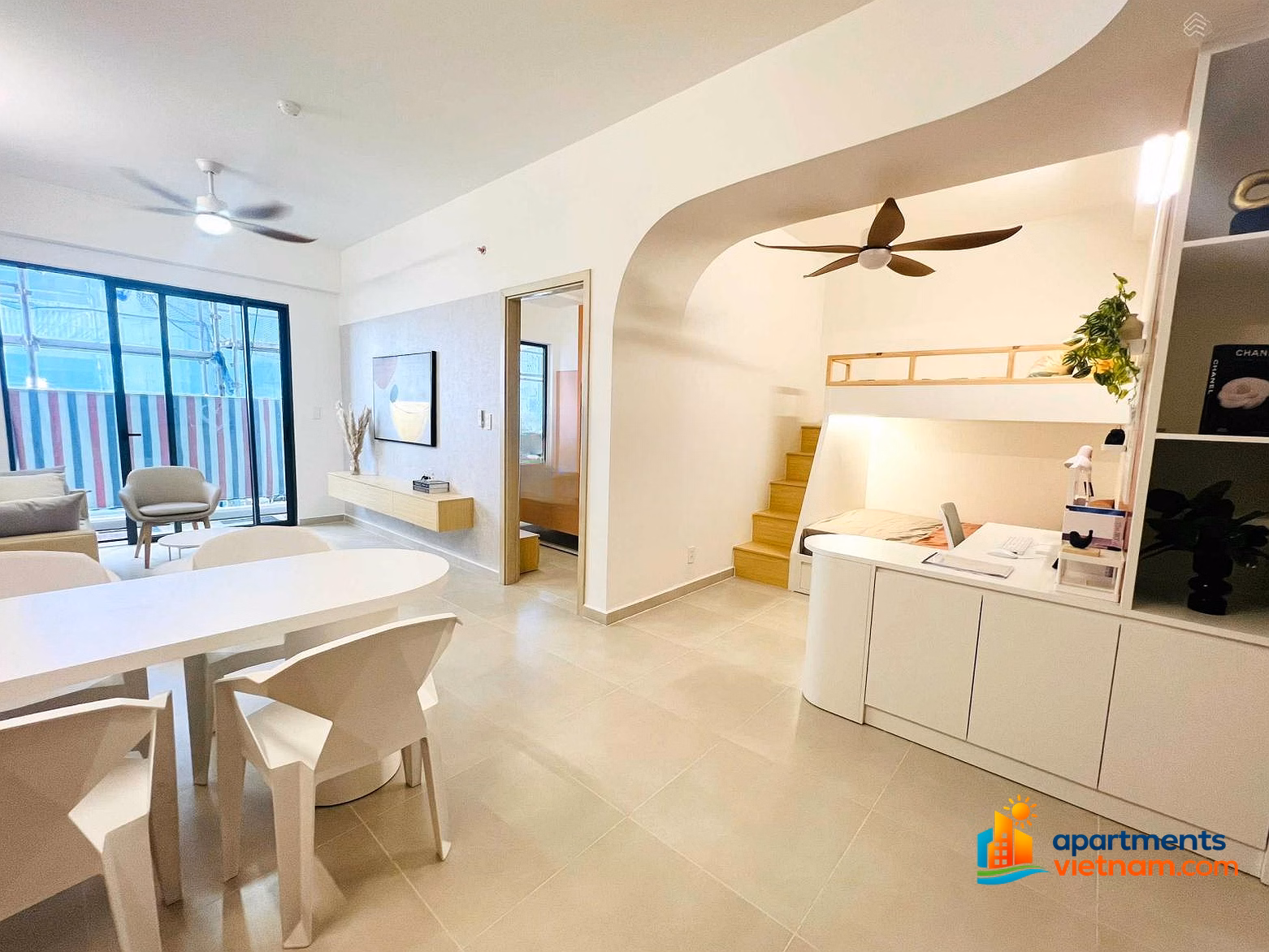 Open for sale of the last block with 3 sides overlooking the river, the number of units is decreasing. A/C, please contact me to register for a spot