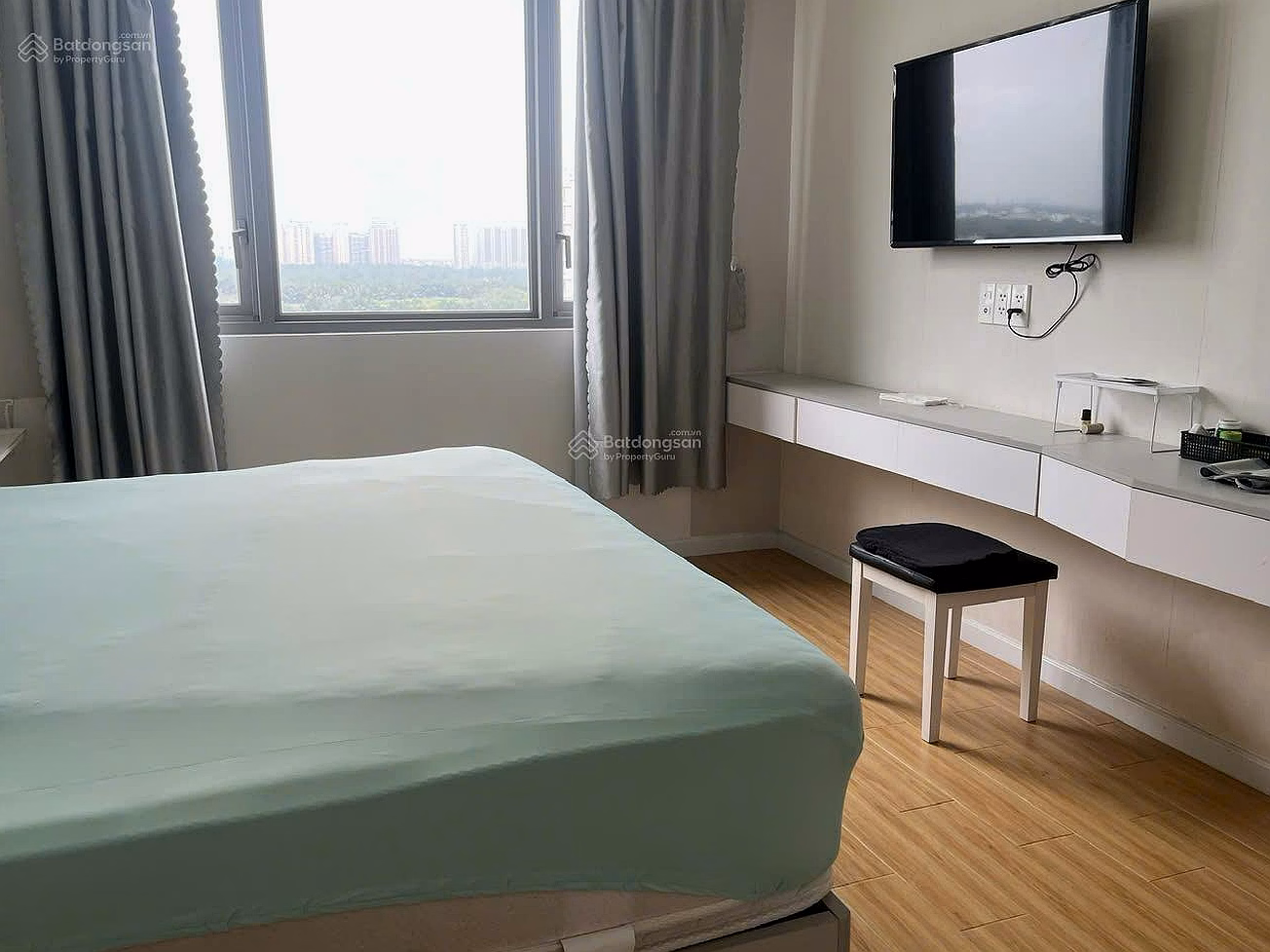 Urgent sale CH Hung Phuc (Happy Residence) PMH, District 7. Area 78m2. 2 bedrooms. Price 7.8 billion. Contact: Manh 0909 297 ***