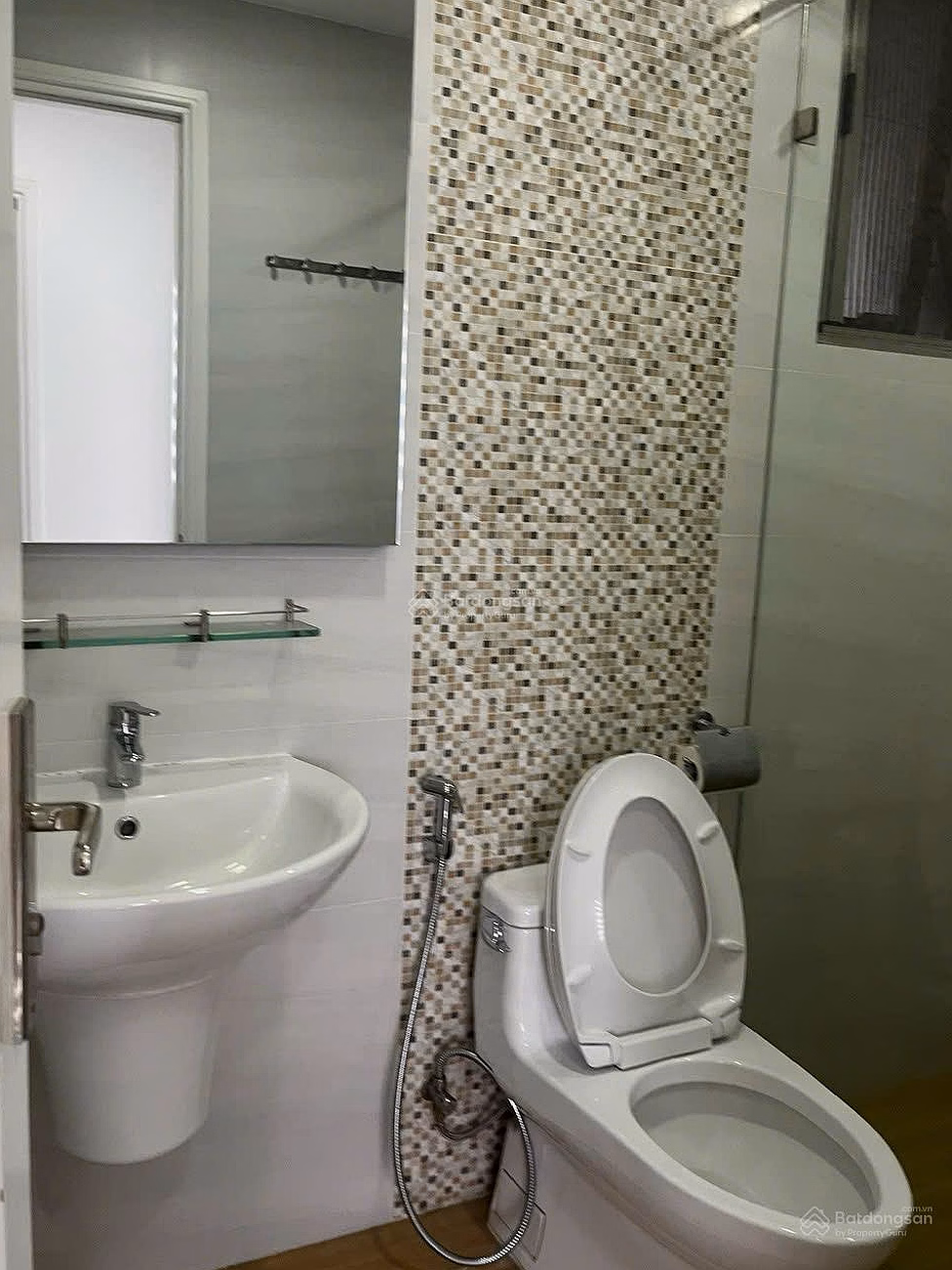 Urgent sale CH Hung Phuc (Happy Residence) PMH, District 7. Area 78m2. 2 bedrooms. Price 7.8 billion. Contact: Manh 0909 297 ***