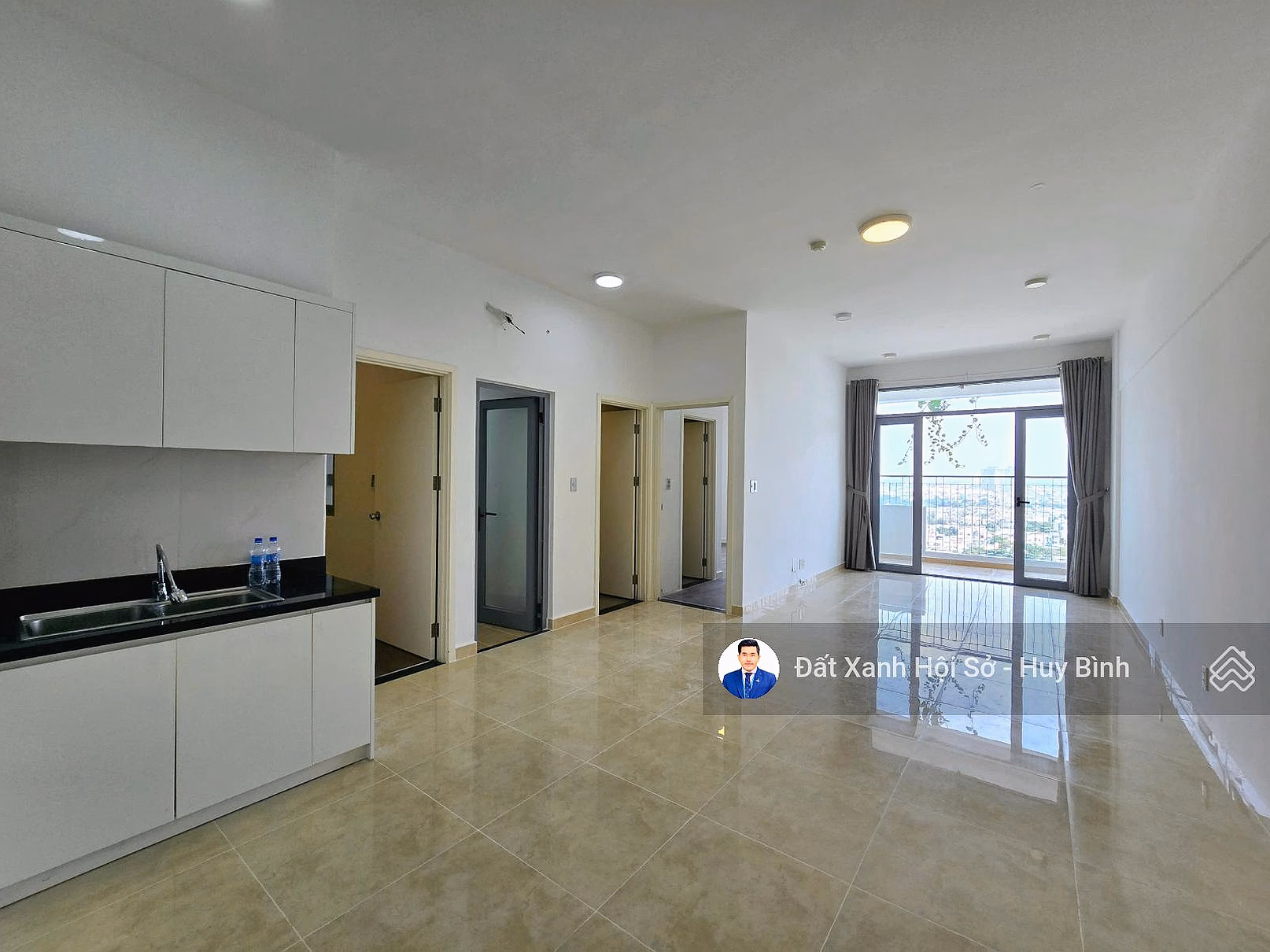 Selling Opal Garden corner 2 bedrooms 72m2 view Landmark 81 price 5.15 billion fully furnished including taxes and fees GigaMall