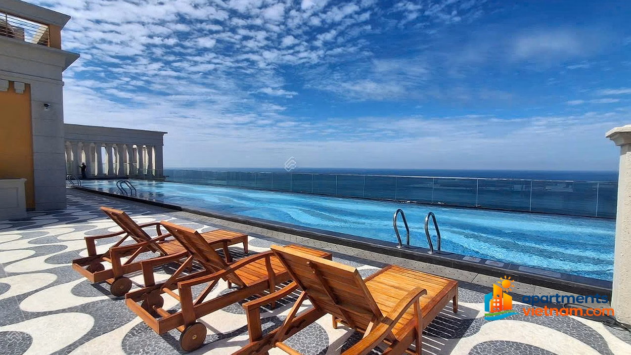 The owner is selling a dualkey apartment on block S3 facing the sea