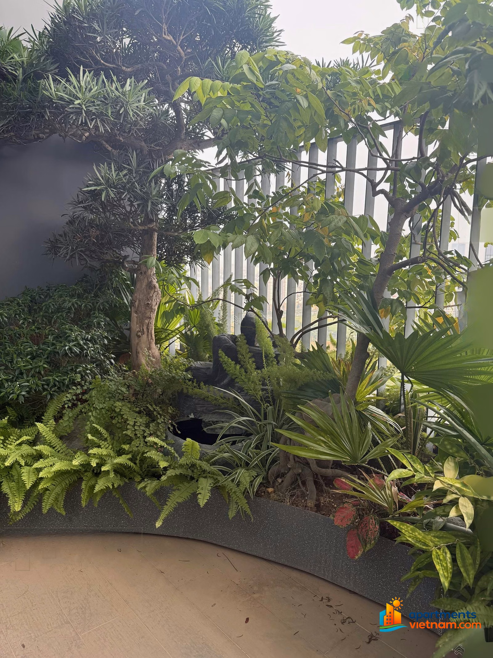 3 bedroom apartment for rent in Ngoai Giao Doan project, area 120m2, fully furnished, good price