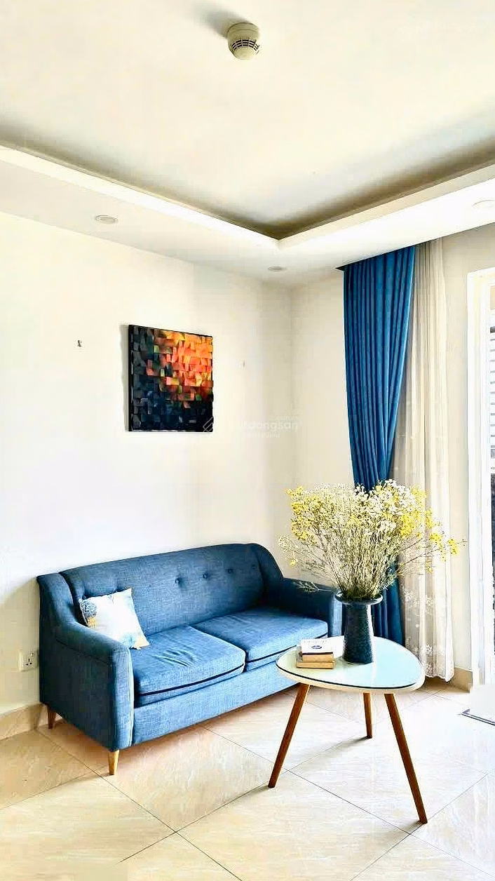 Beautifully furnished 2-bedroom apartment for rent, cool facing house, with car parking slot at Seasons Avenue - Ha Dong